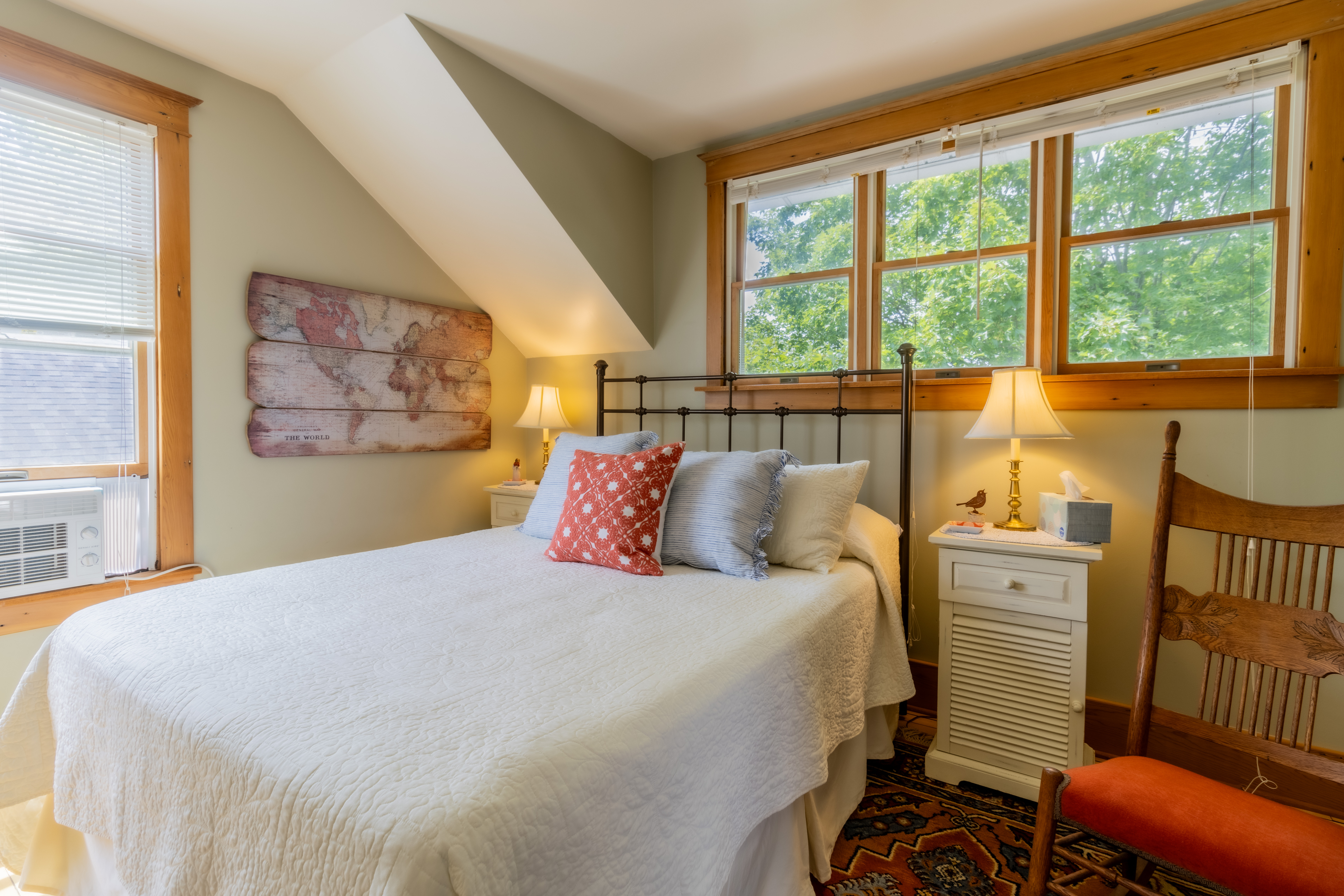 Downtown Beulah Beauty | Photo 12