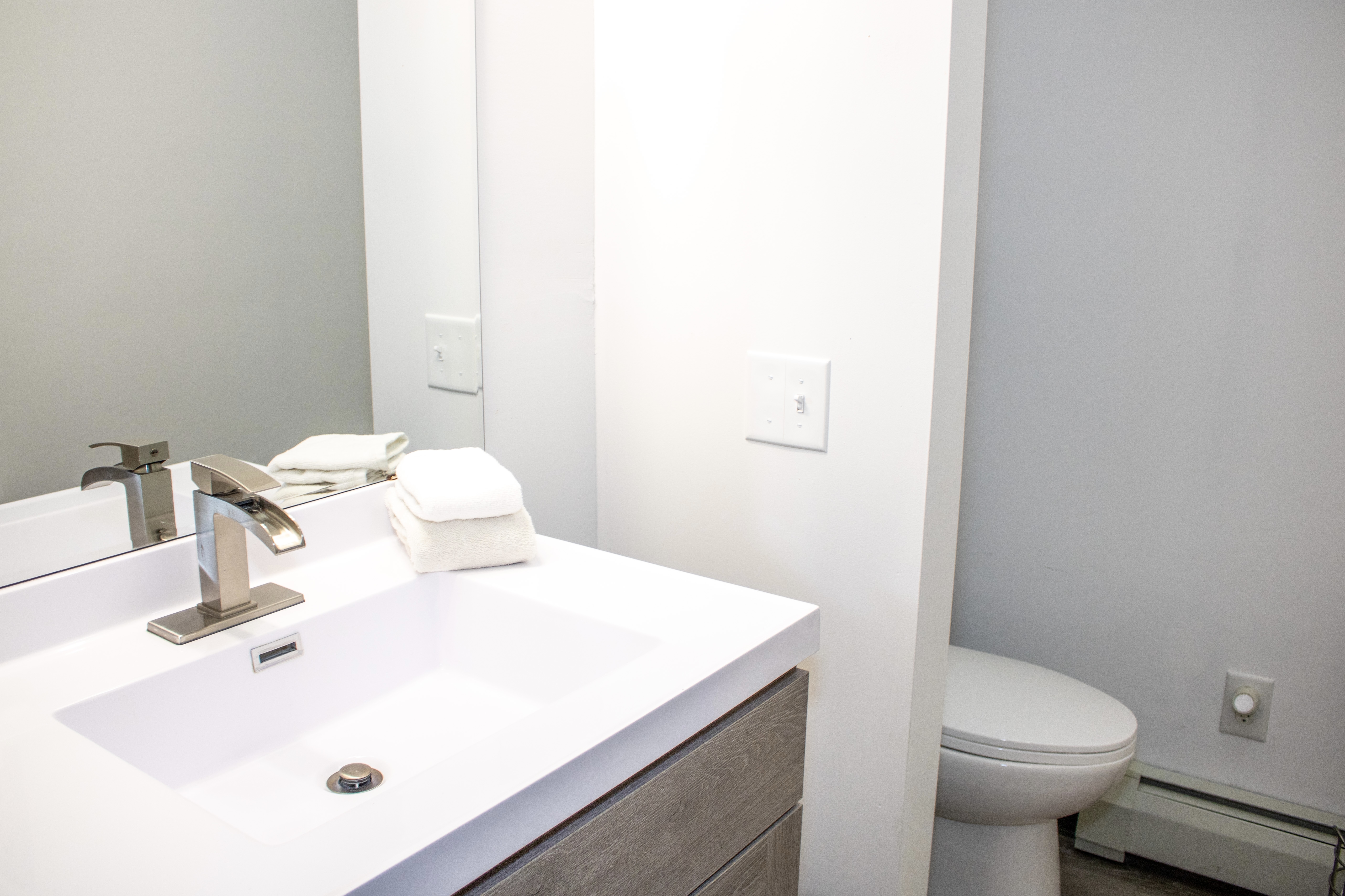 Four Seasons on Bass Lake | Photo 6