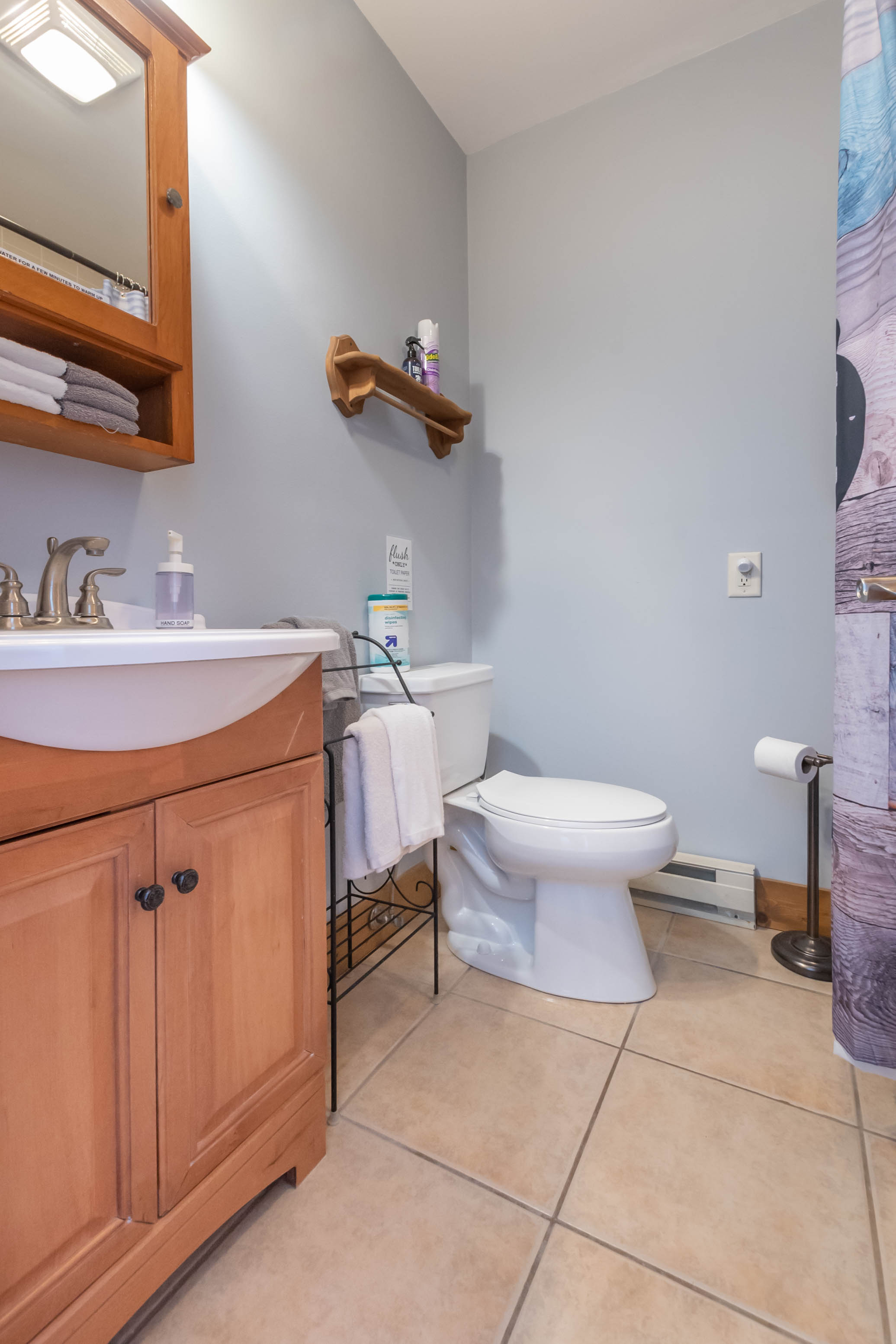 Attached Apartment - Bathroom