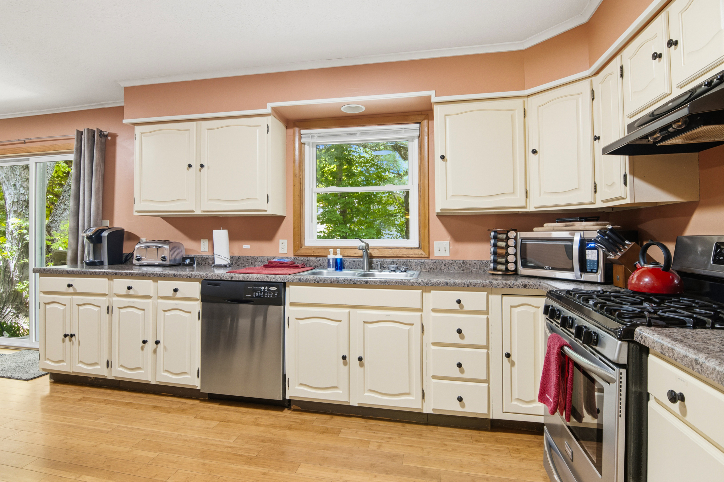 Halcyon House | Photo 11