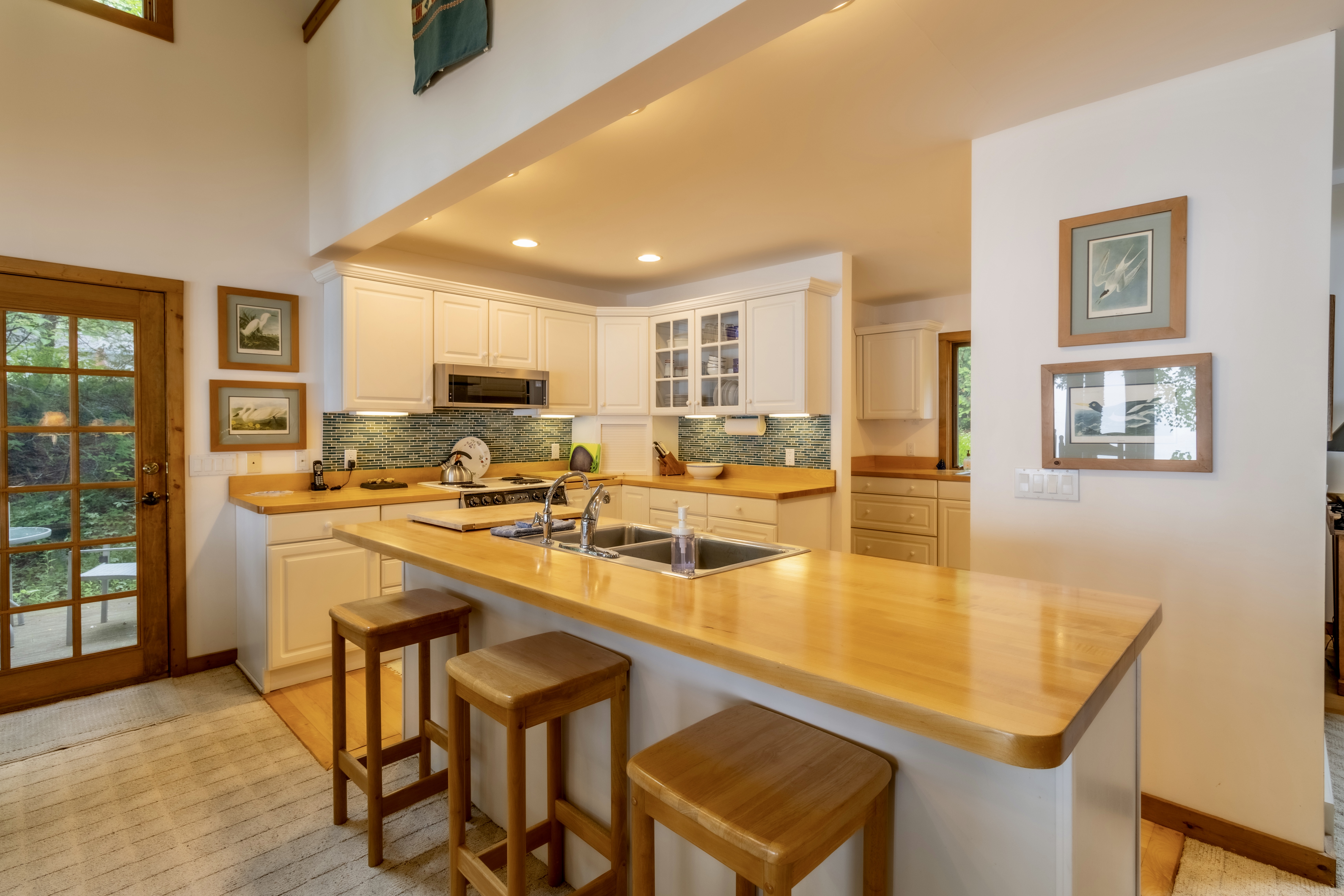 Over The Edge | Photo 6