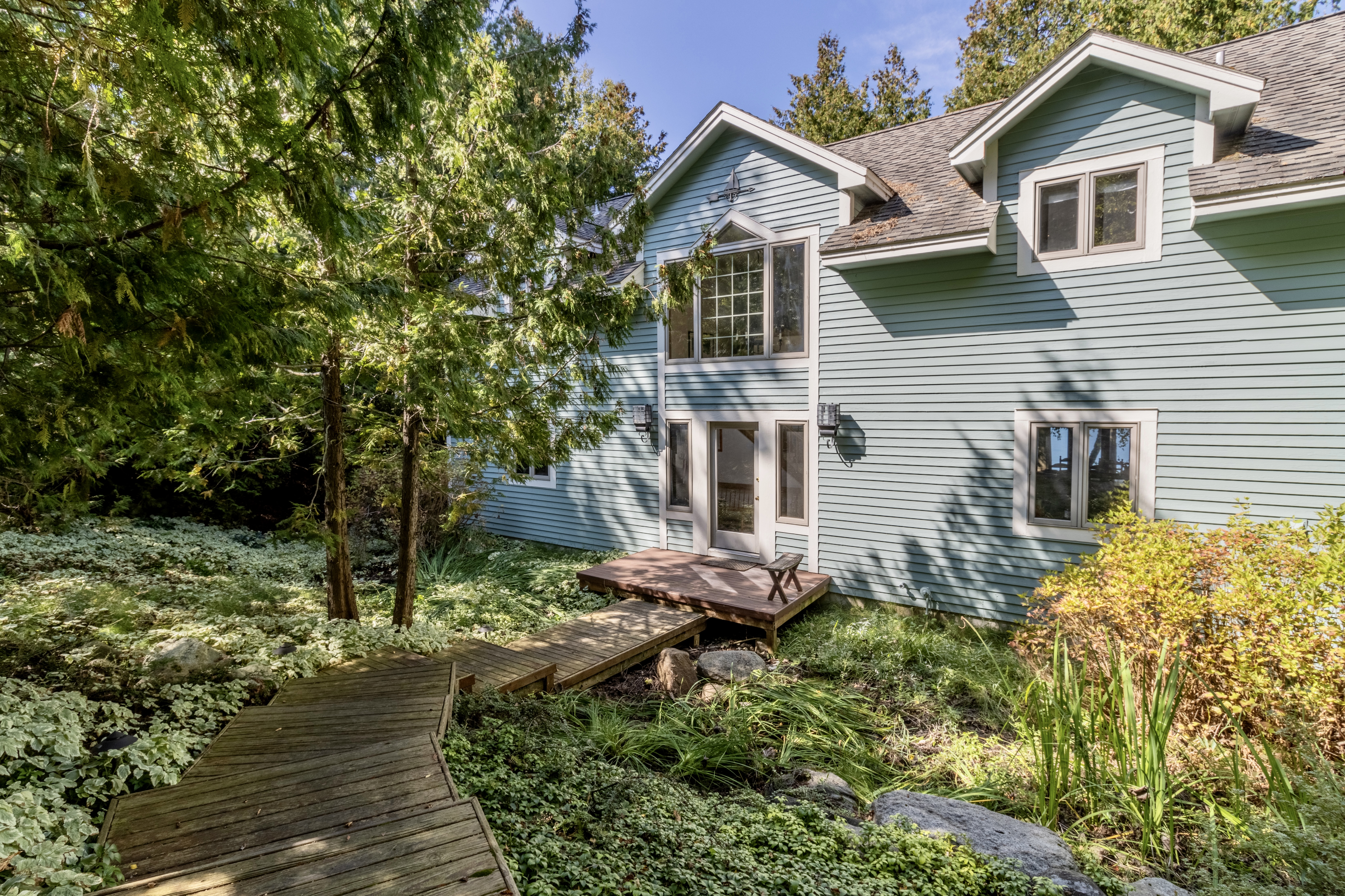 Over The Edge | Photo 64