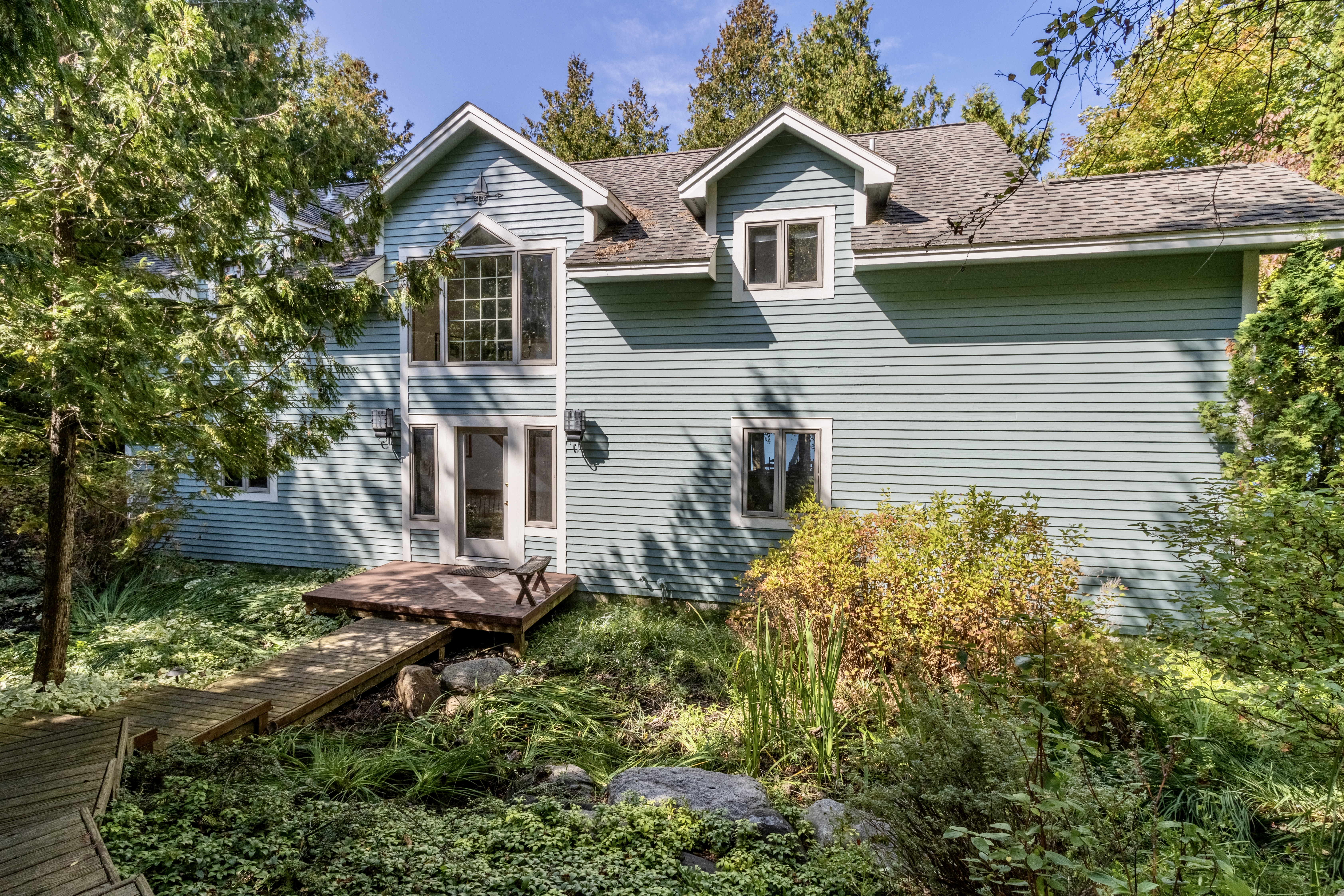 Over The Edge | Photo 83