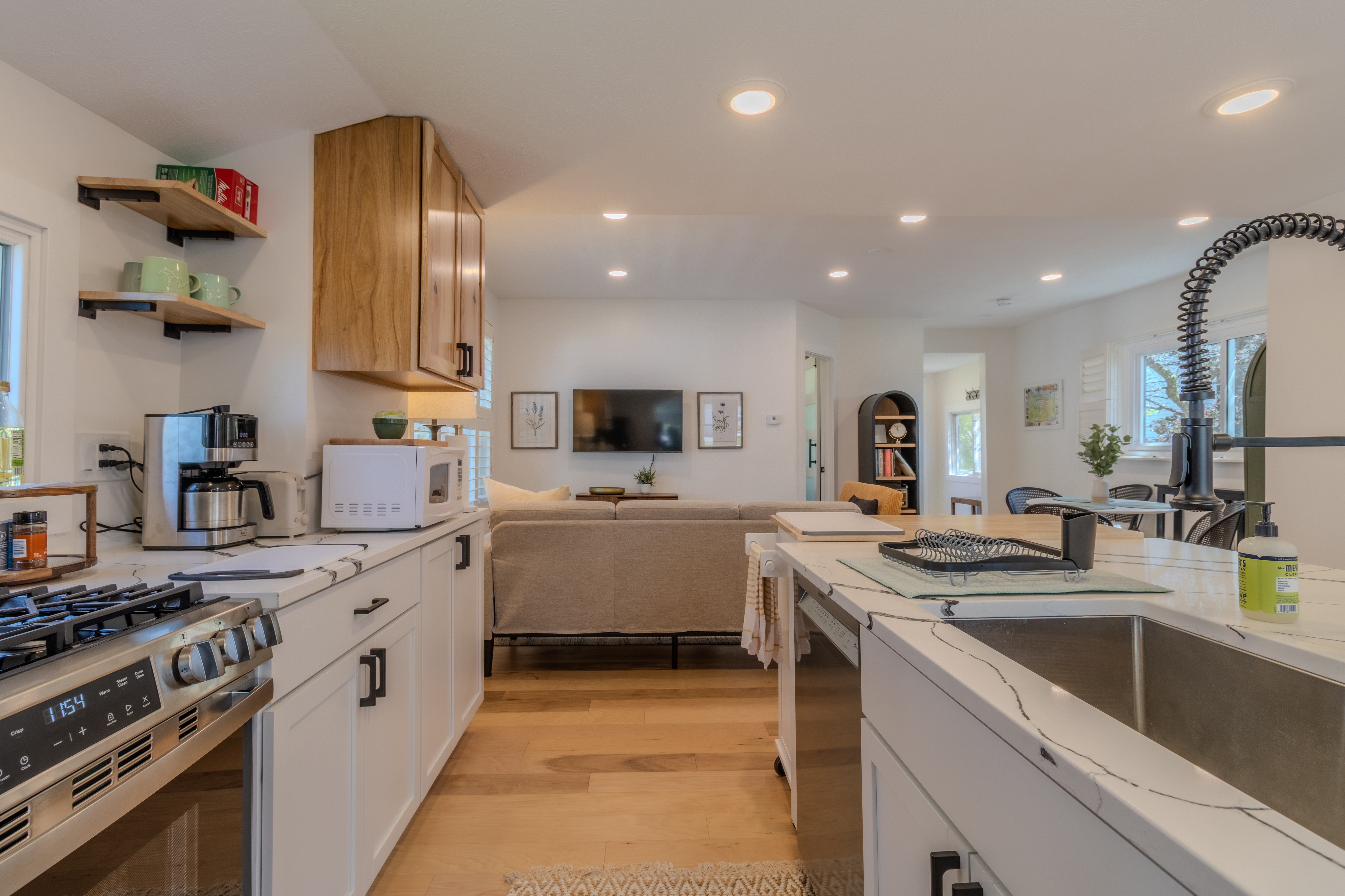 Peony Place | Photo 45