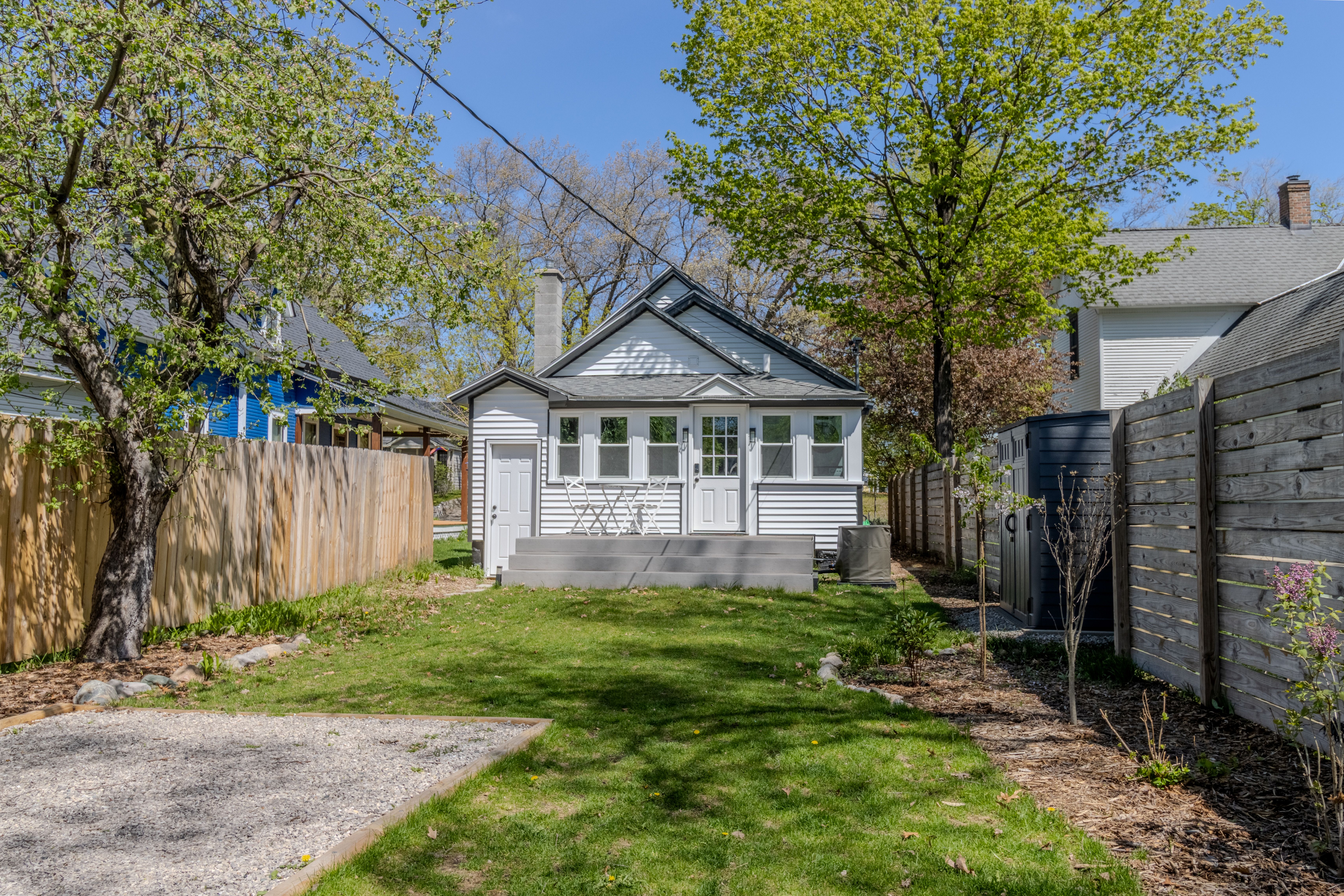 Peony Place | Photo 8