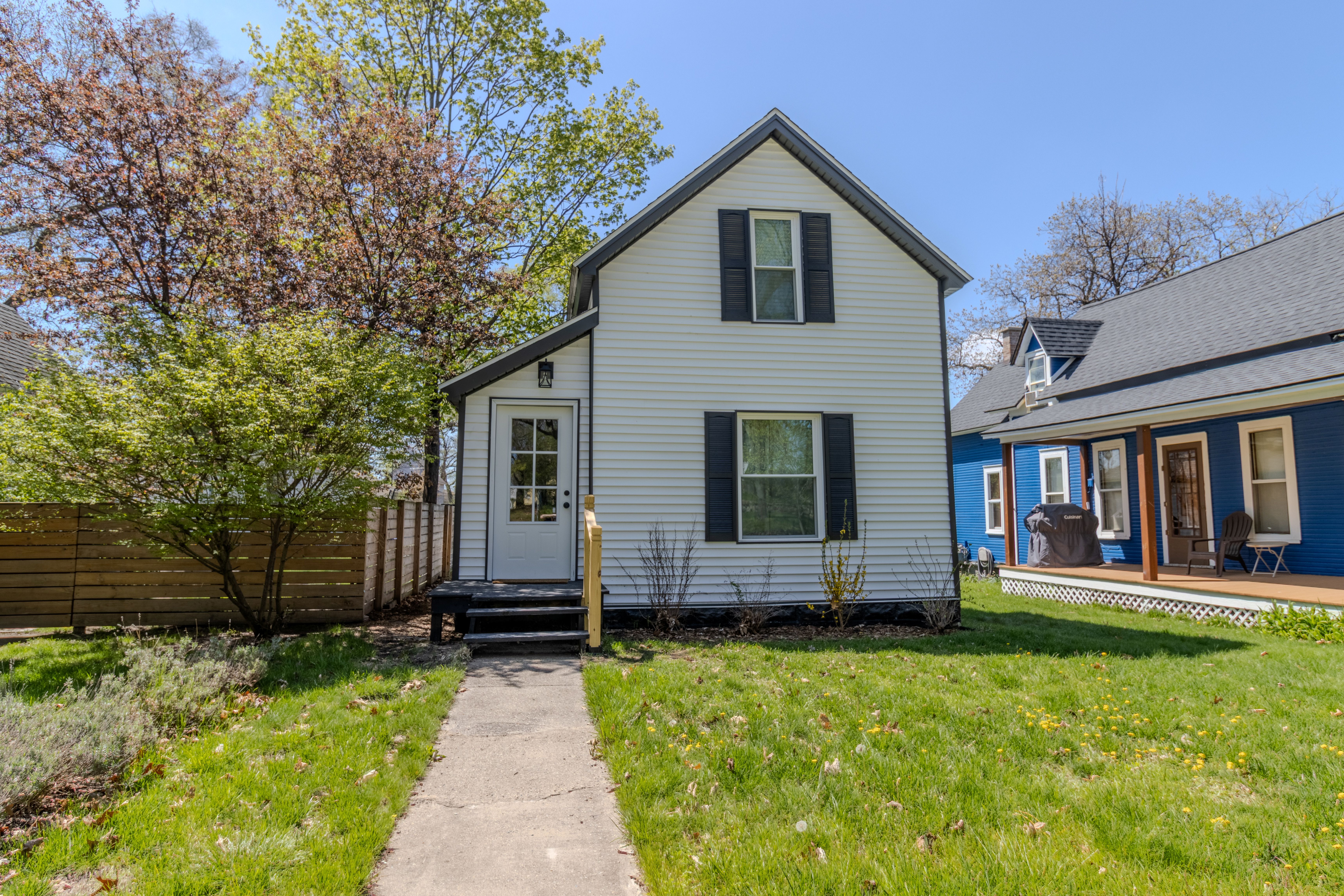 Peony Place | Photo 4