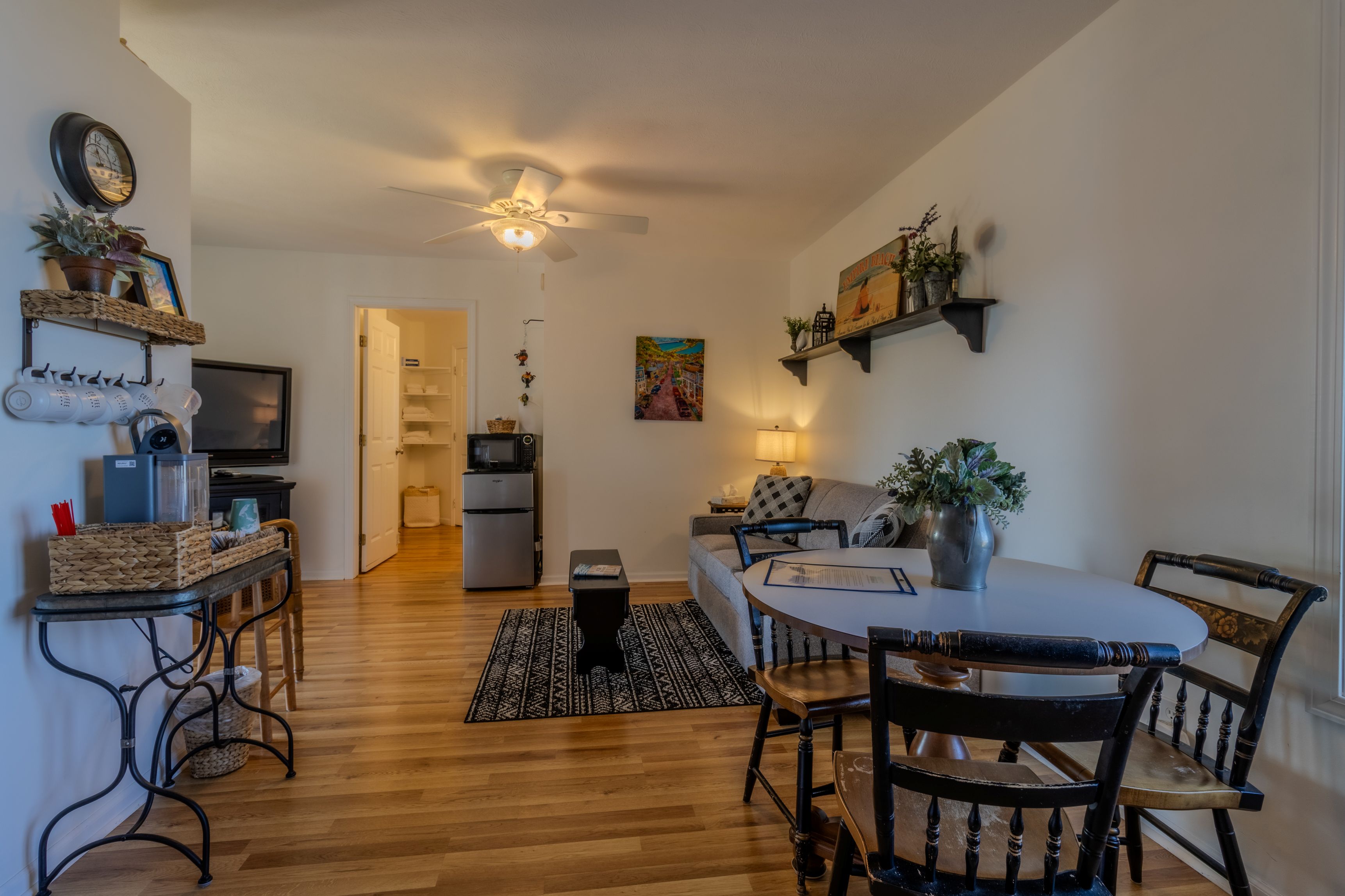 Sunset Suite | Photo 11