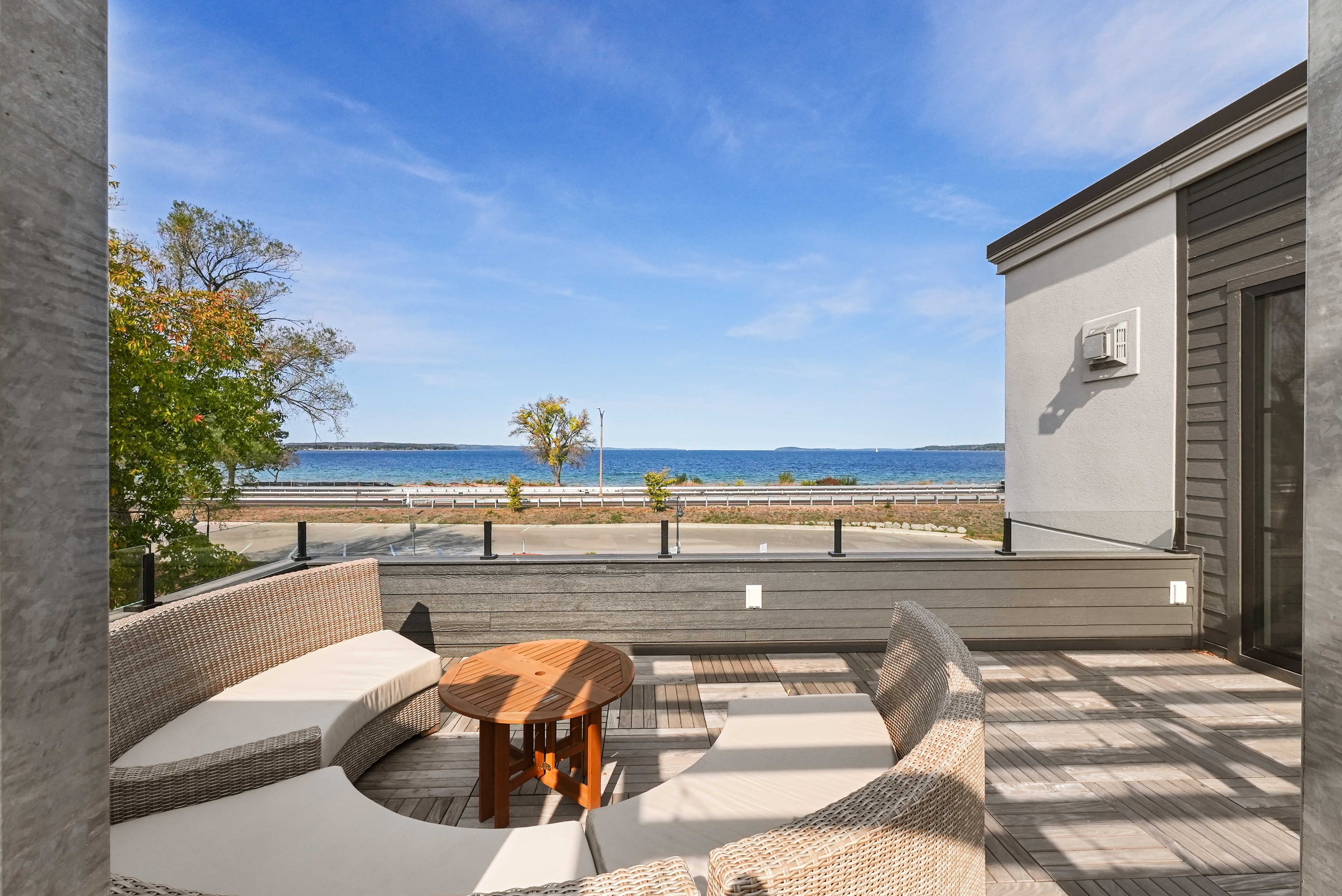 Riverview 401 | Photo 13