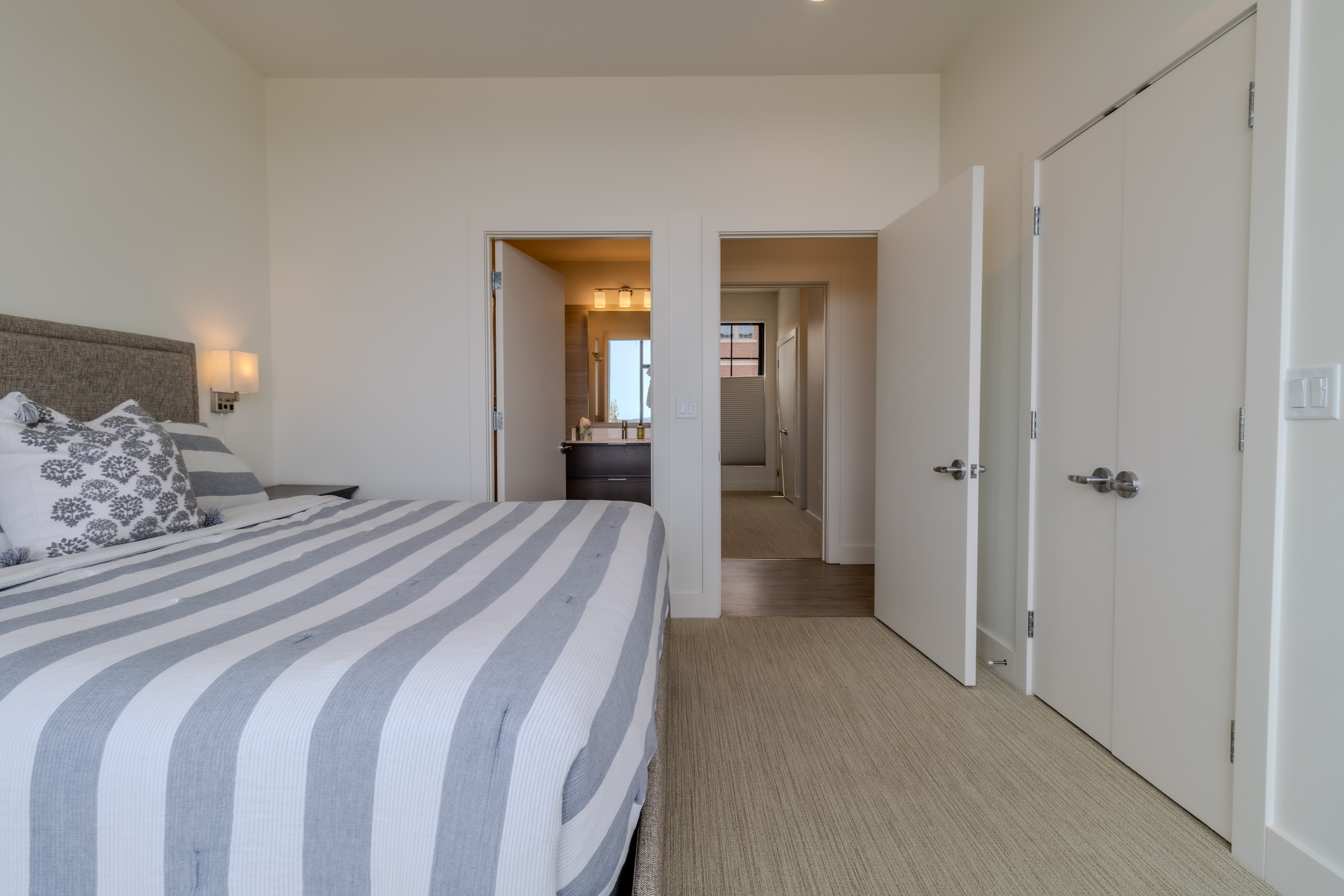 Riverview 401 | Photo 36