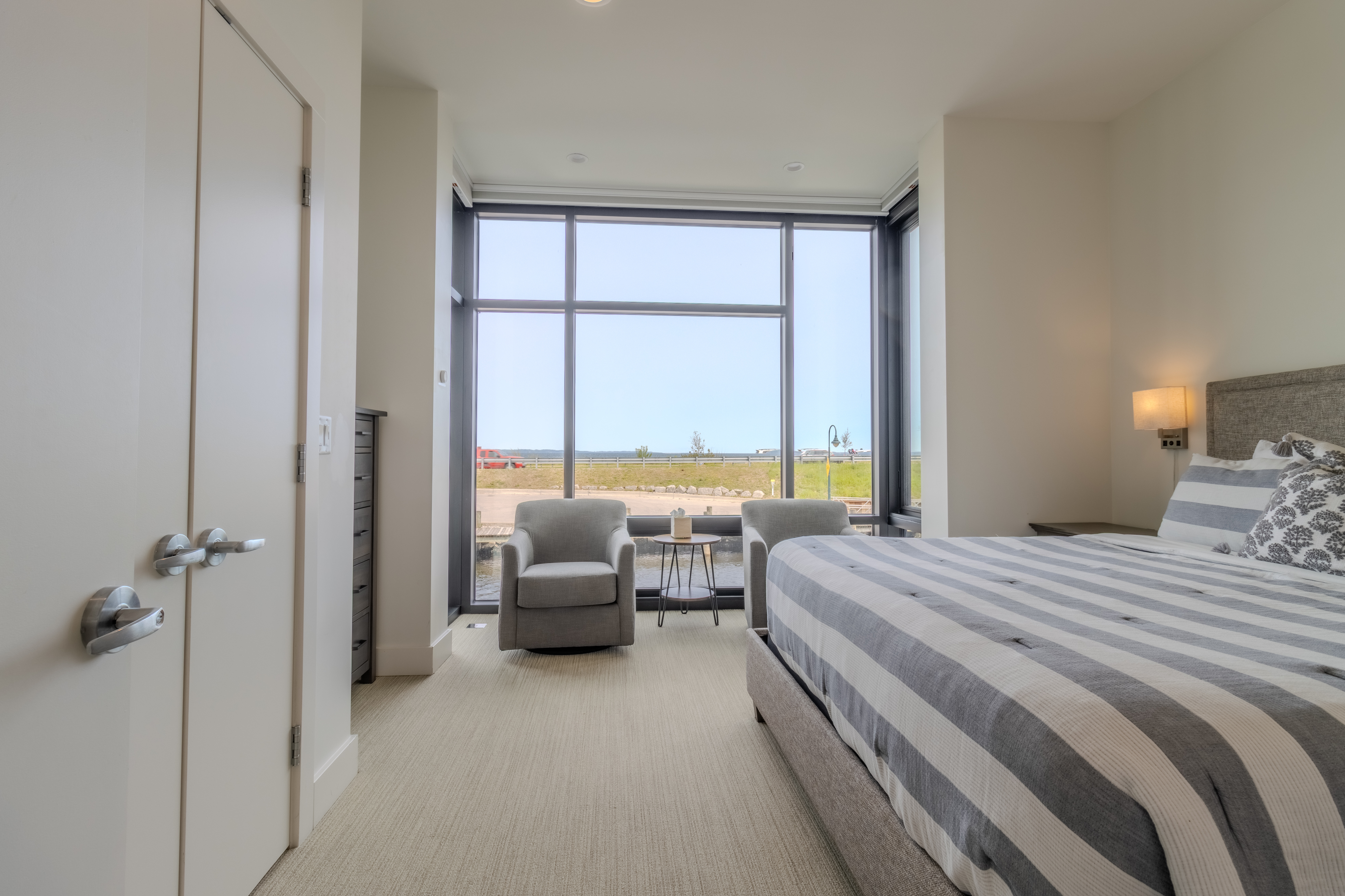 Riverview 401 | Photo 44