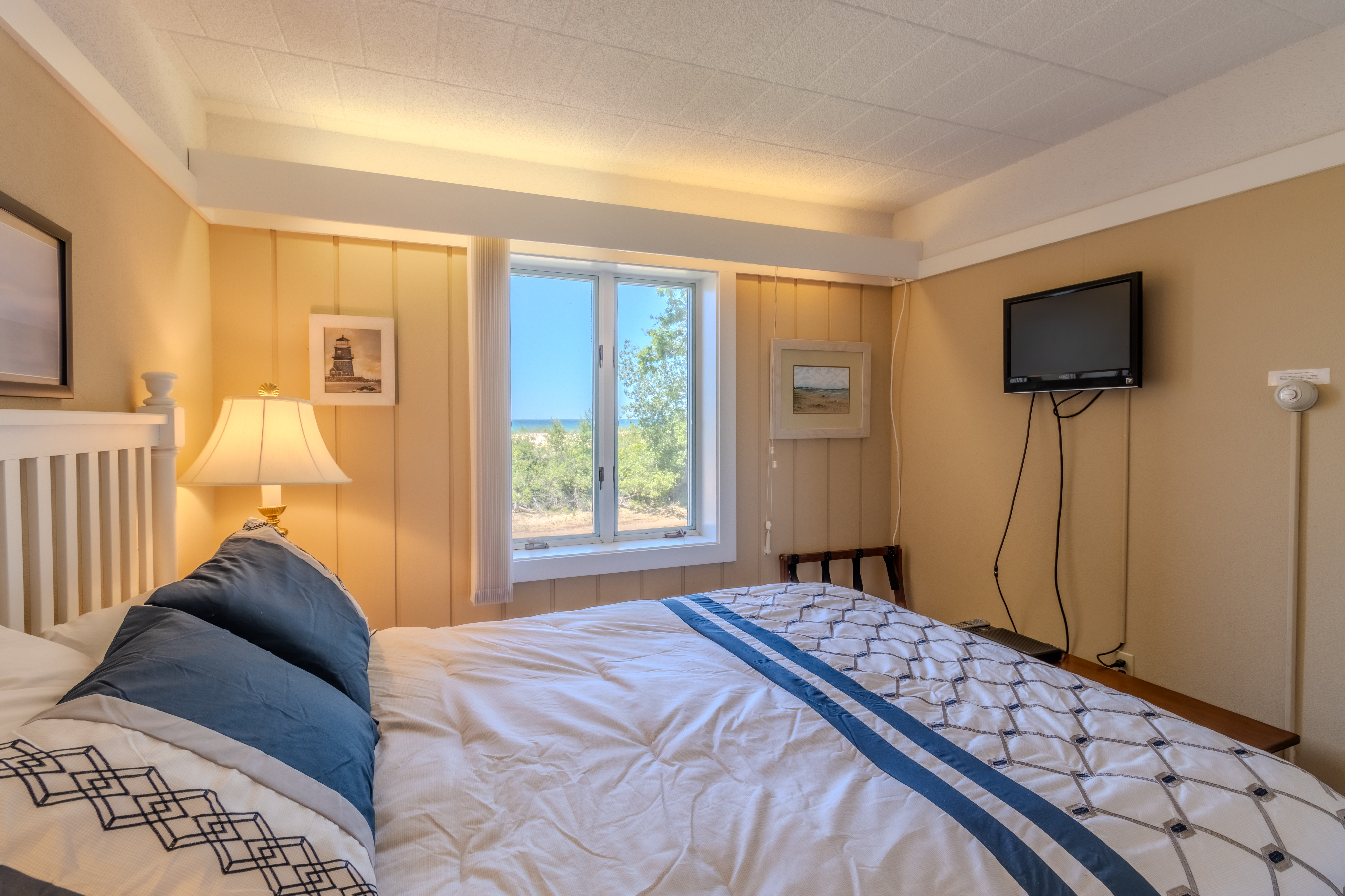 Water View at Tall Timbers | Photo 1