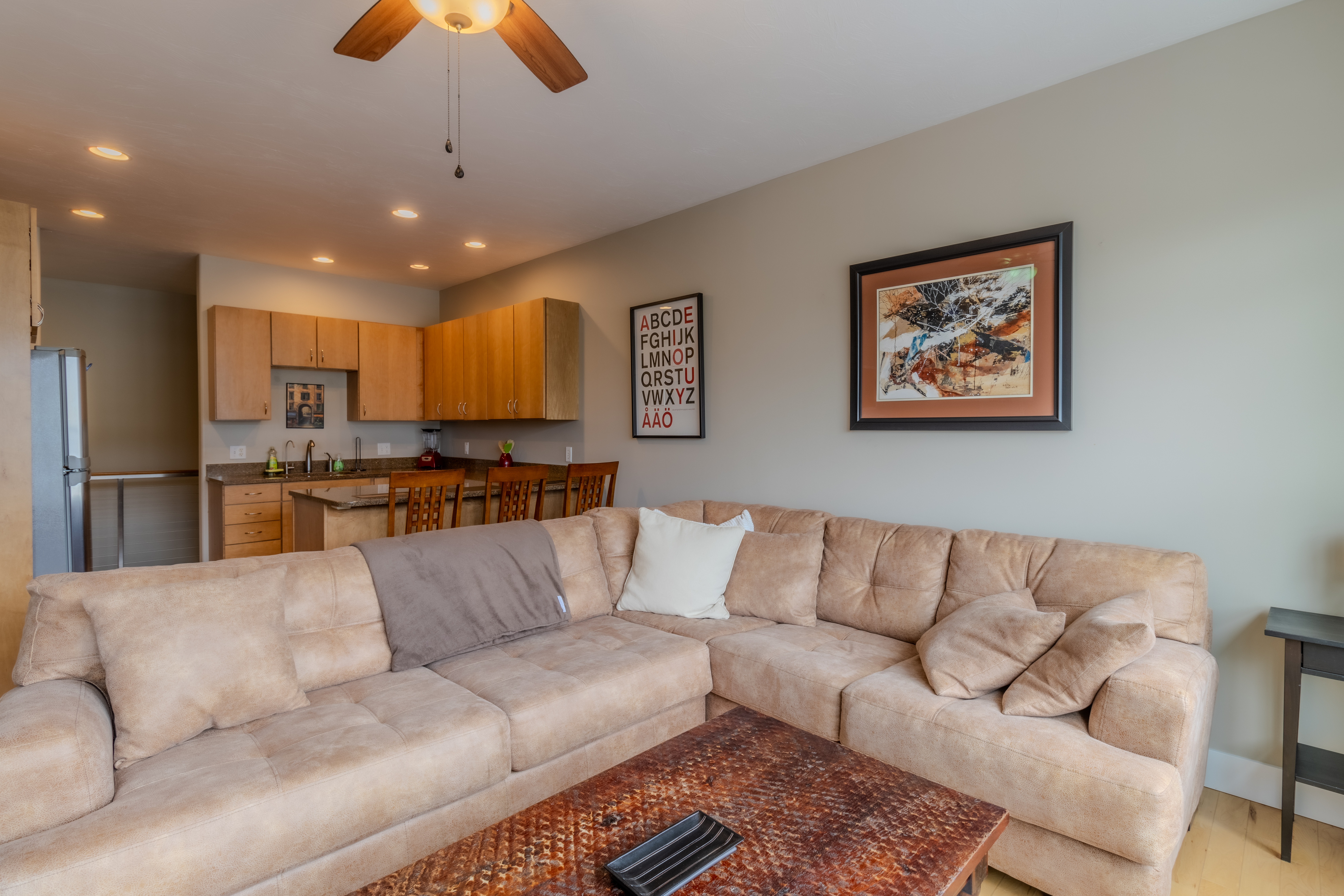 Midtown Beat | Photo 23