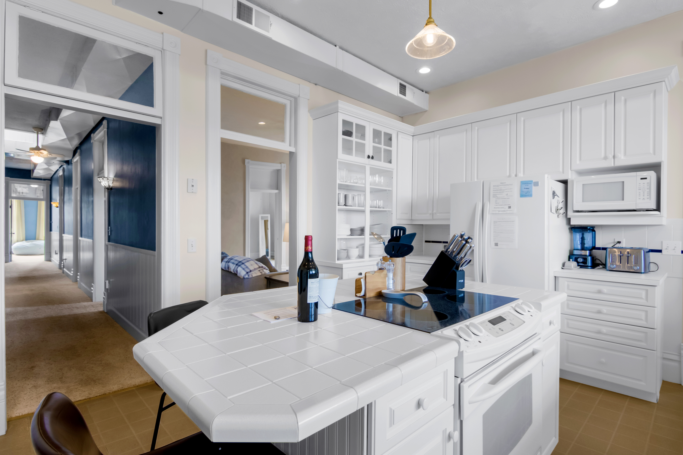 Mainstay | Photo 12