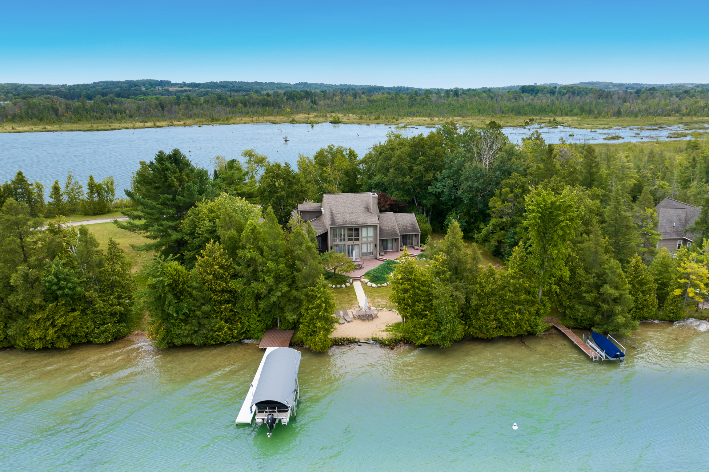 Pointe North | Photo 2