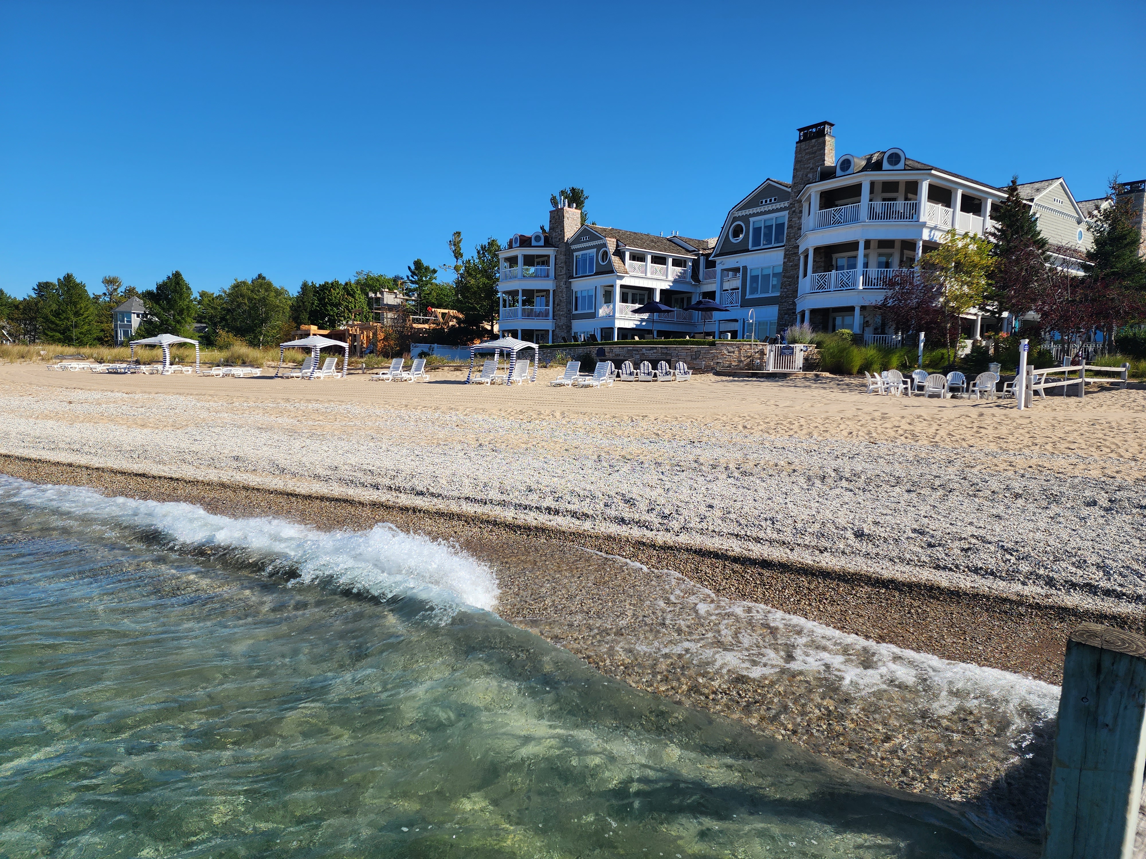 Residence 6 | Photo 4