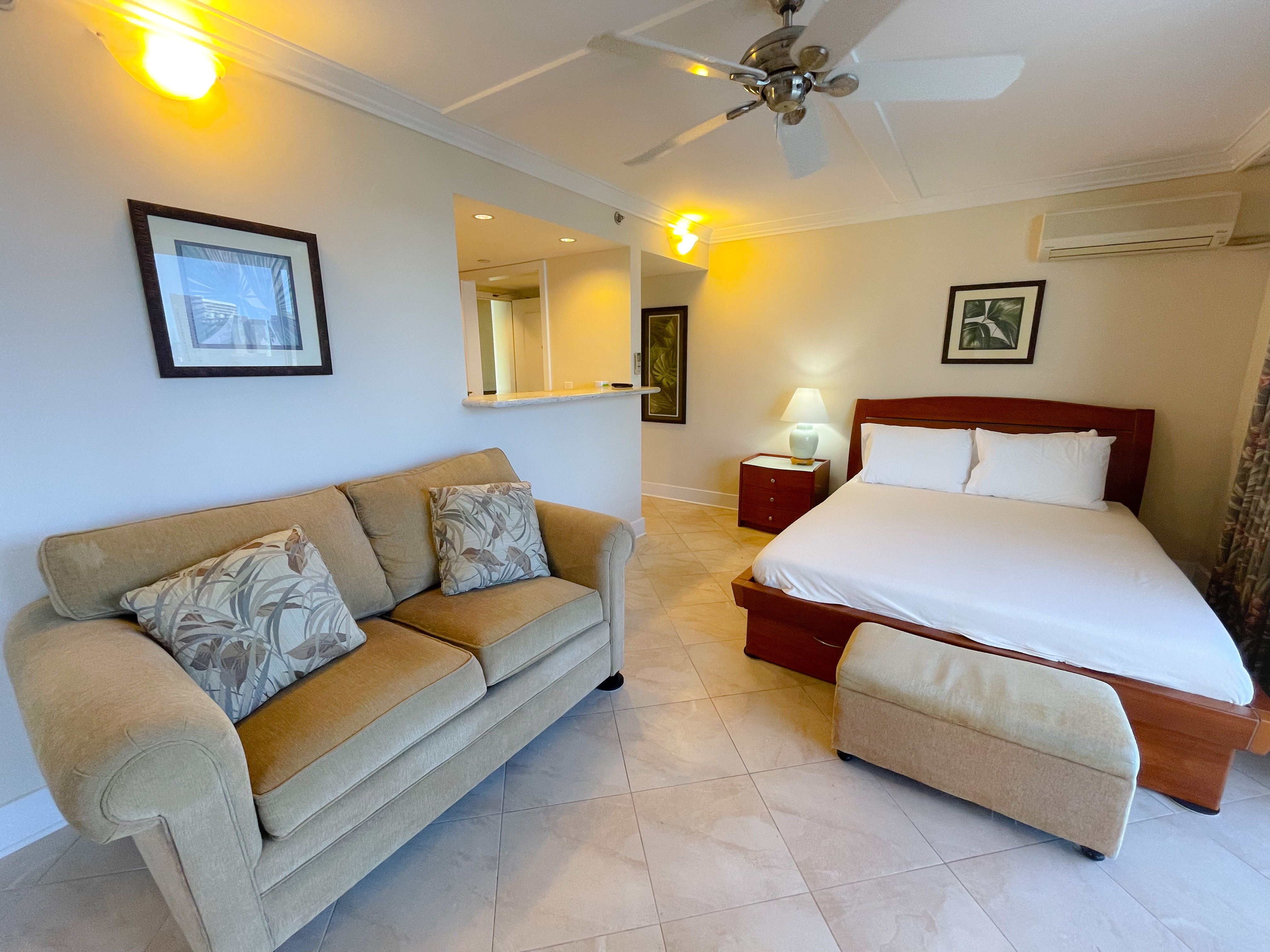 Charming Studio With Pool And Fitness Center - Elegant Urban Oasis - ホノルル