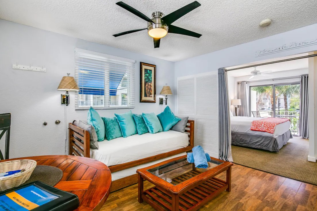 Cool Cabana At Waikiki 1-bedroom - Honolulu, HI