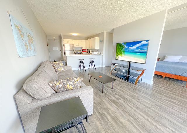 Aloha Living at Waikiki Lanais