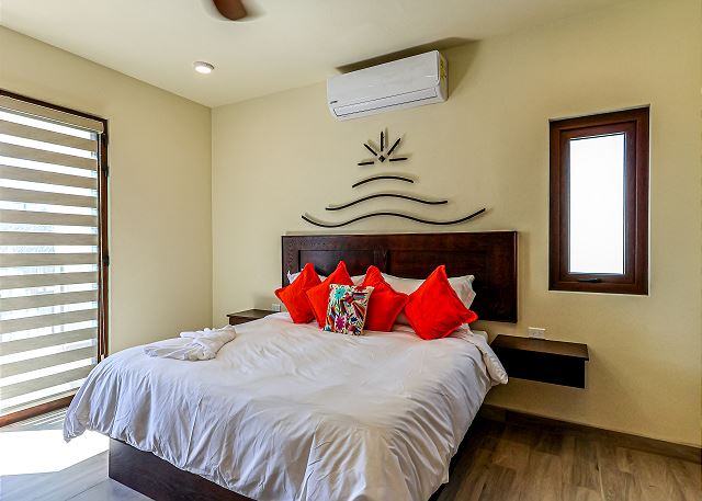 Paz del Mar Perico: Luxury King Room with Pool & Beach Access - Image 12