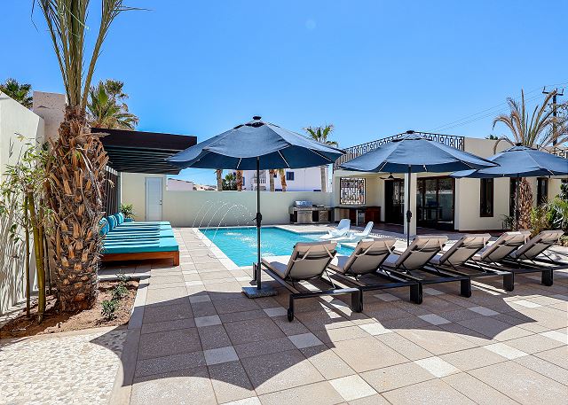 Paz del Mar Perico: Luxury King Room with Pool & Beach Access - Image 7