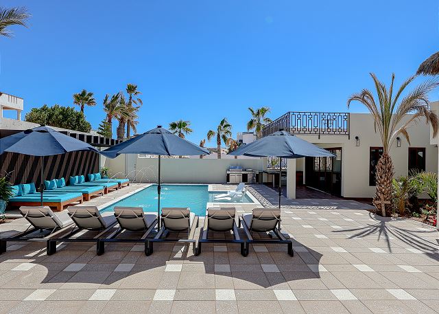 Paz del Mar Perico: Luxury King Room with Pool & Beach Access - Image 6