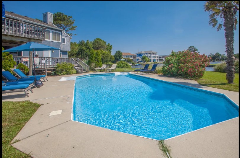 Stunning Canal-front Oasis With Pool And Dock - Spacious Retreat - Virginia Beach, VA