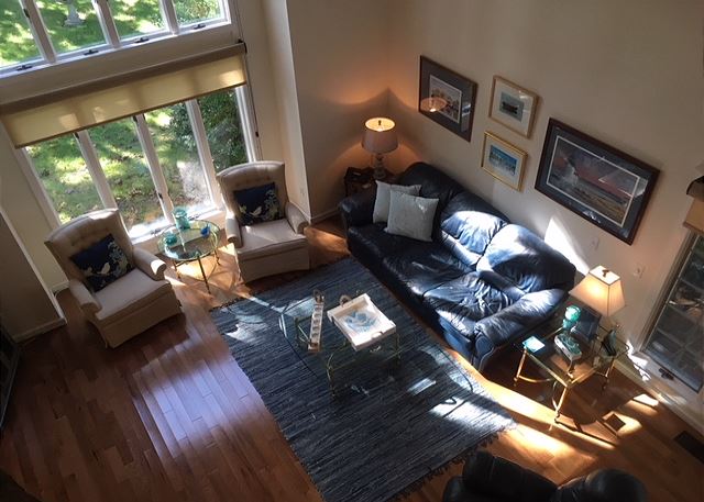 Sunny living area Sunny living area