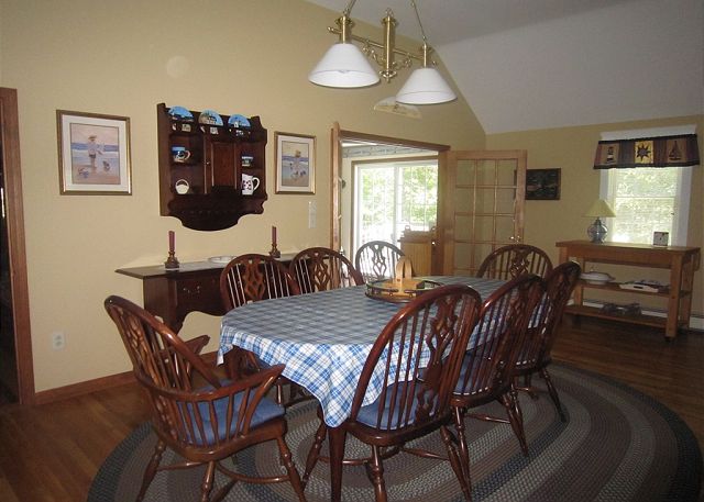 Dining Area Dining Area