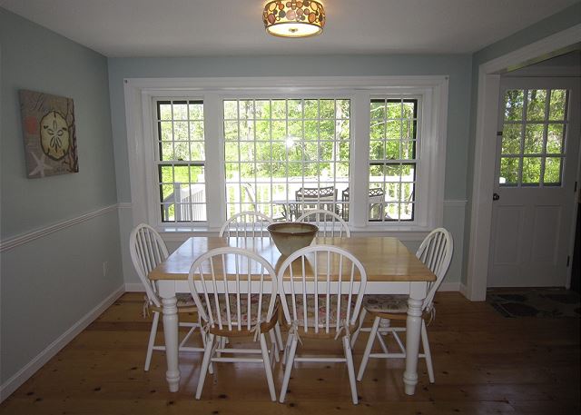 Dining table with seating for 6 Dining table with seating for 6