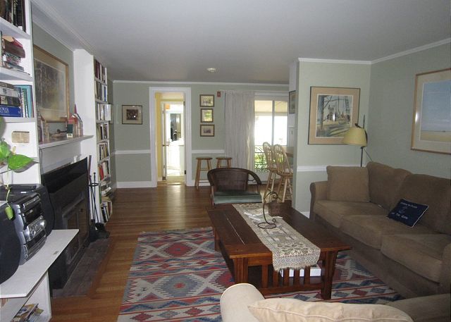 Living Area Living Area