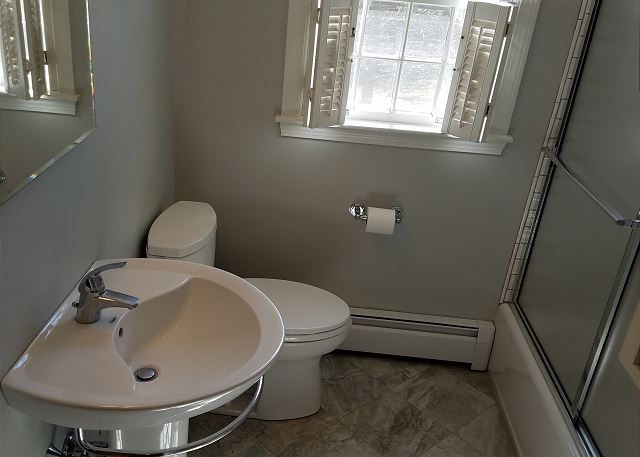Full bath Full bath