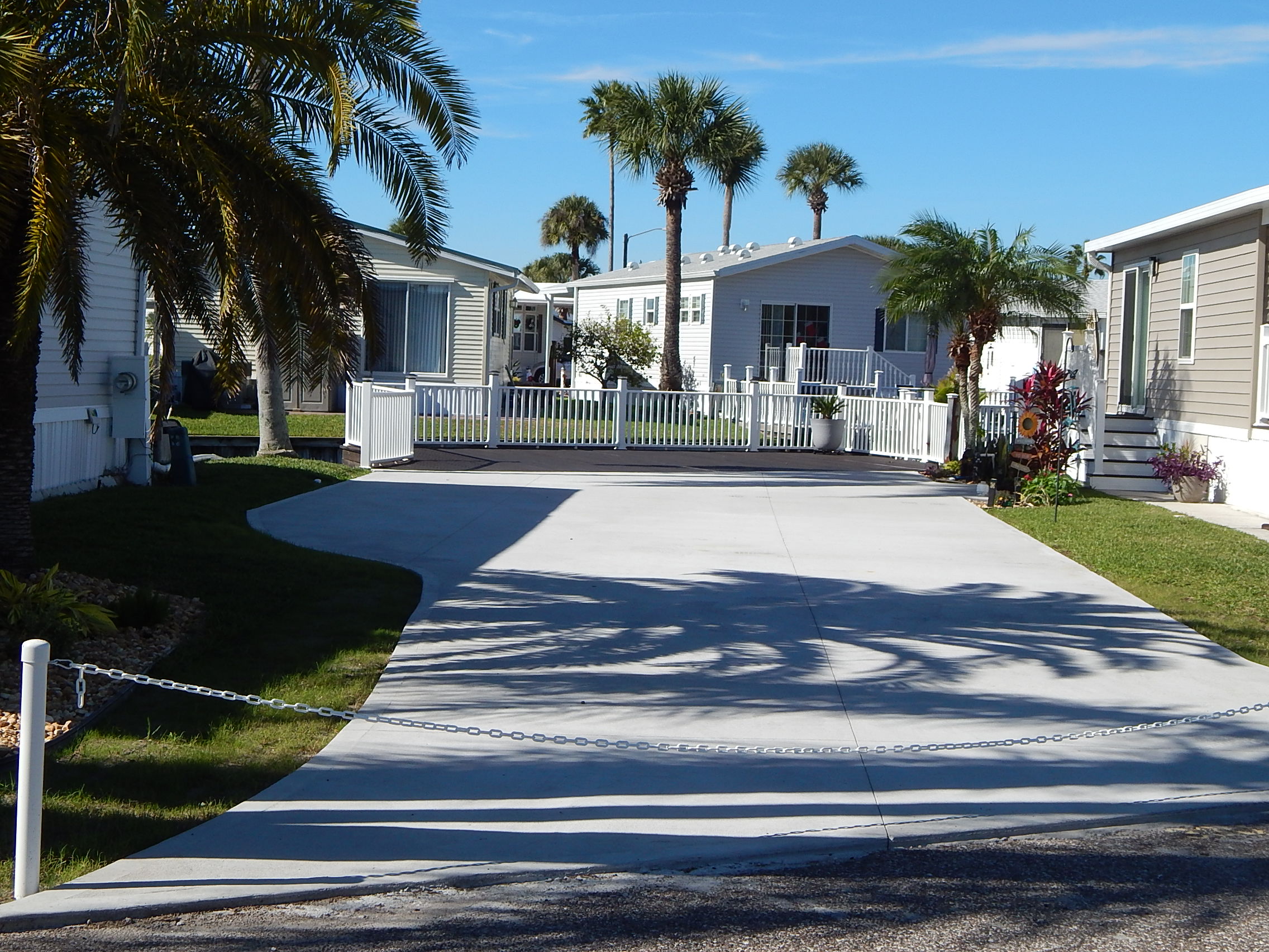 RV Site 330 | Photo 2