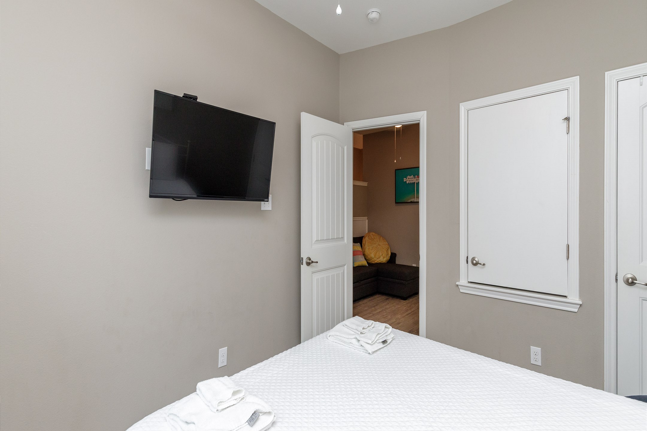 Third bedroom on the second floor with queen size bed and flat screen TV