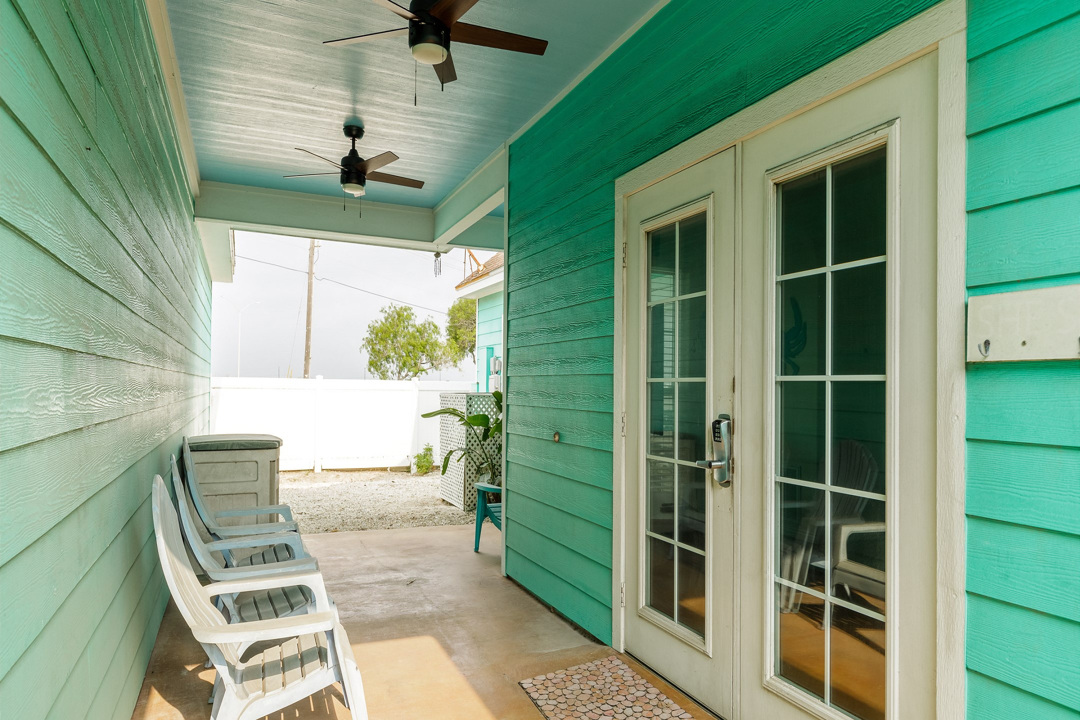 Toucan Get Away TMRQ103K