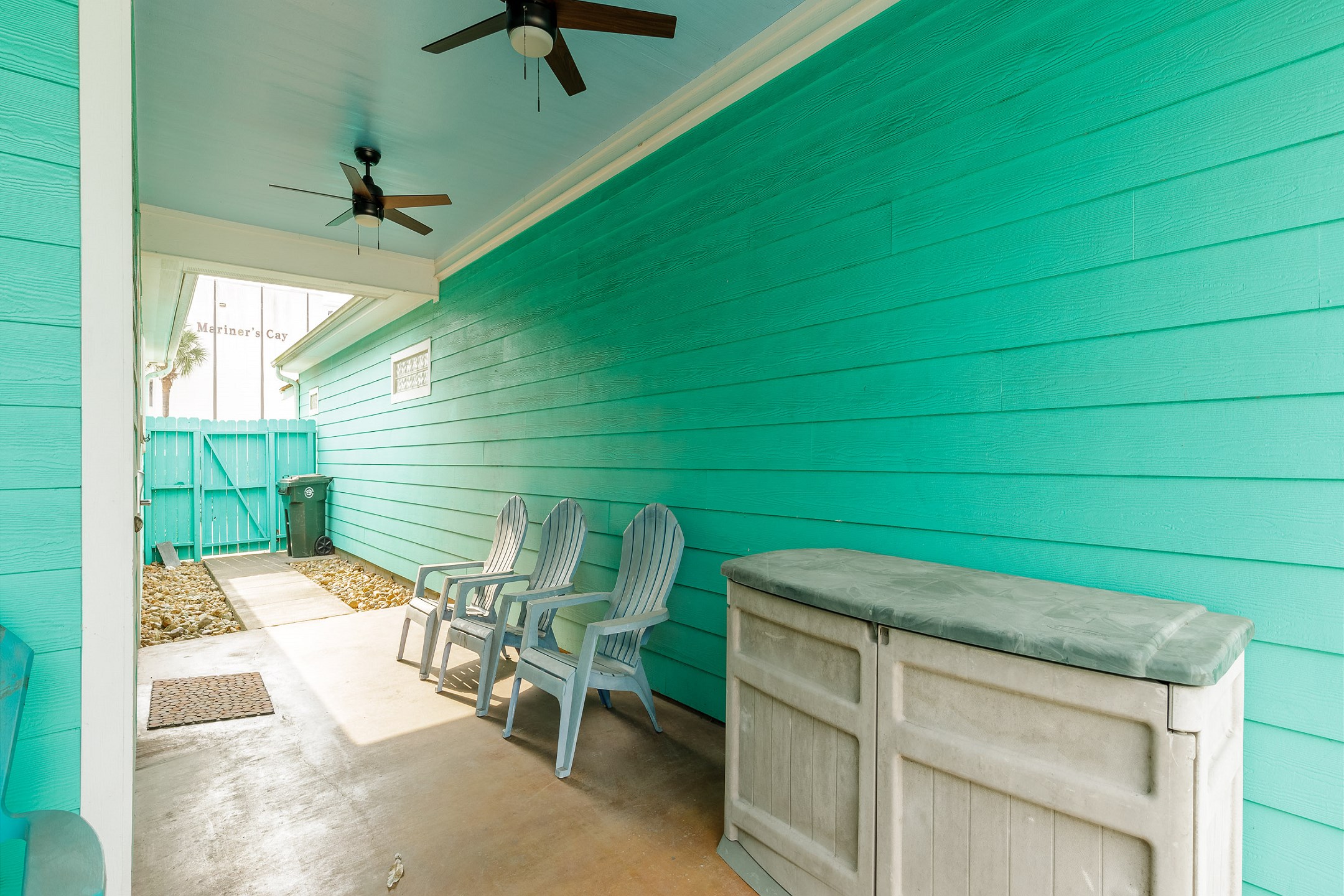 Hard to find private patio space to enjoy 