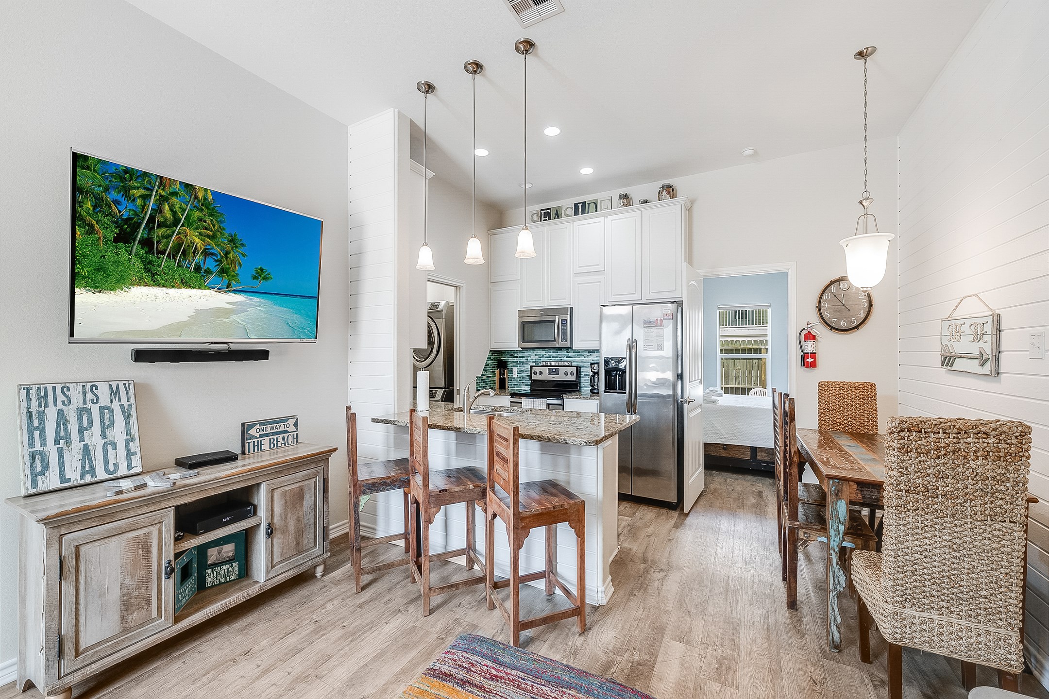 Open concept floorplan - great for entertaining