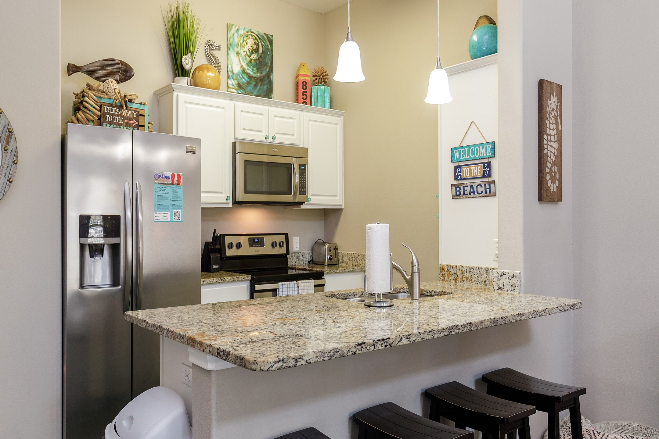 This kitchen is designed for delightful meal preparation during your getaway