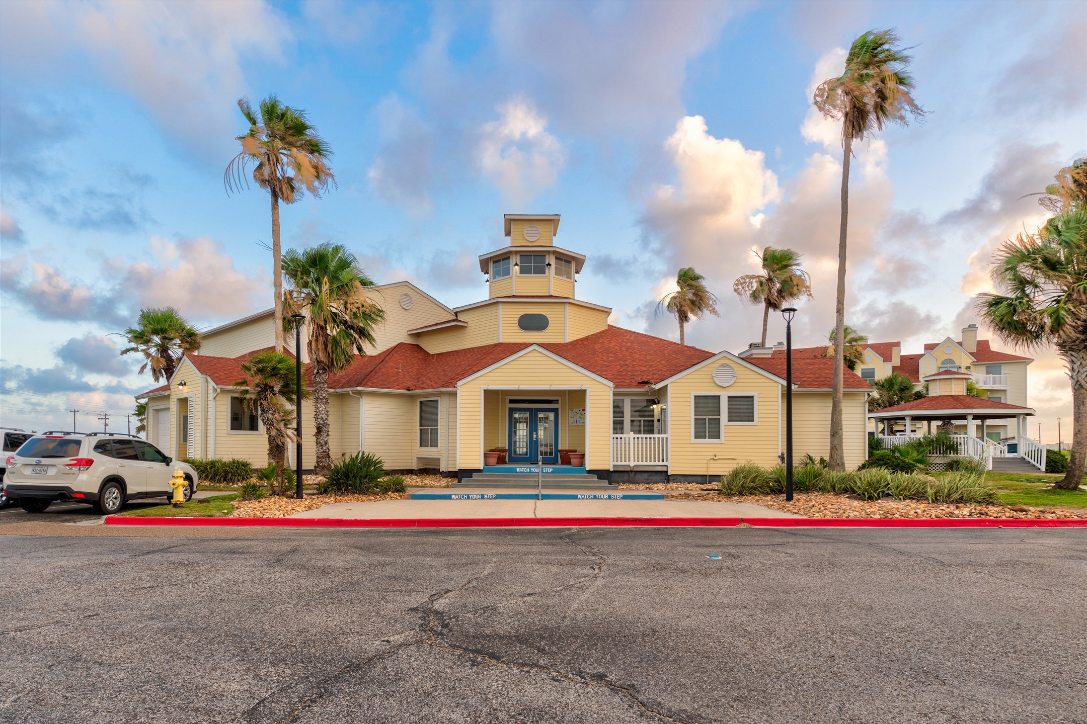 Clubhouse at Beach Club
