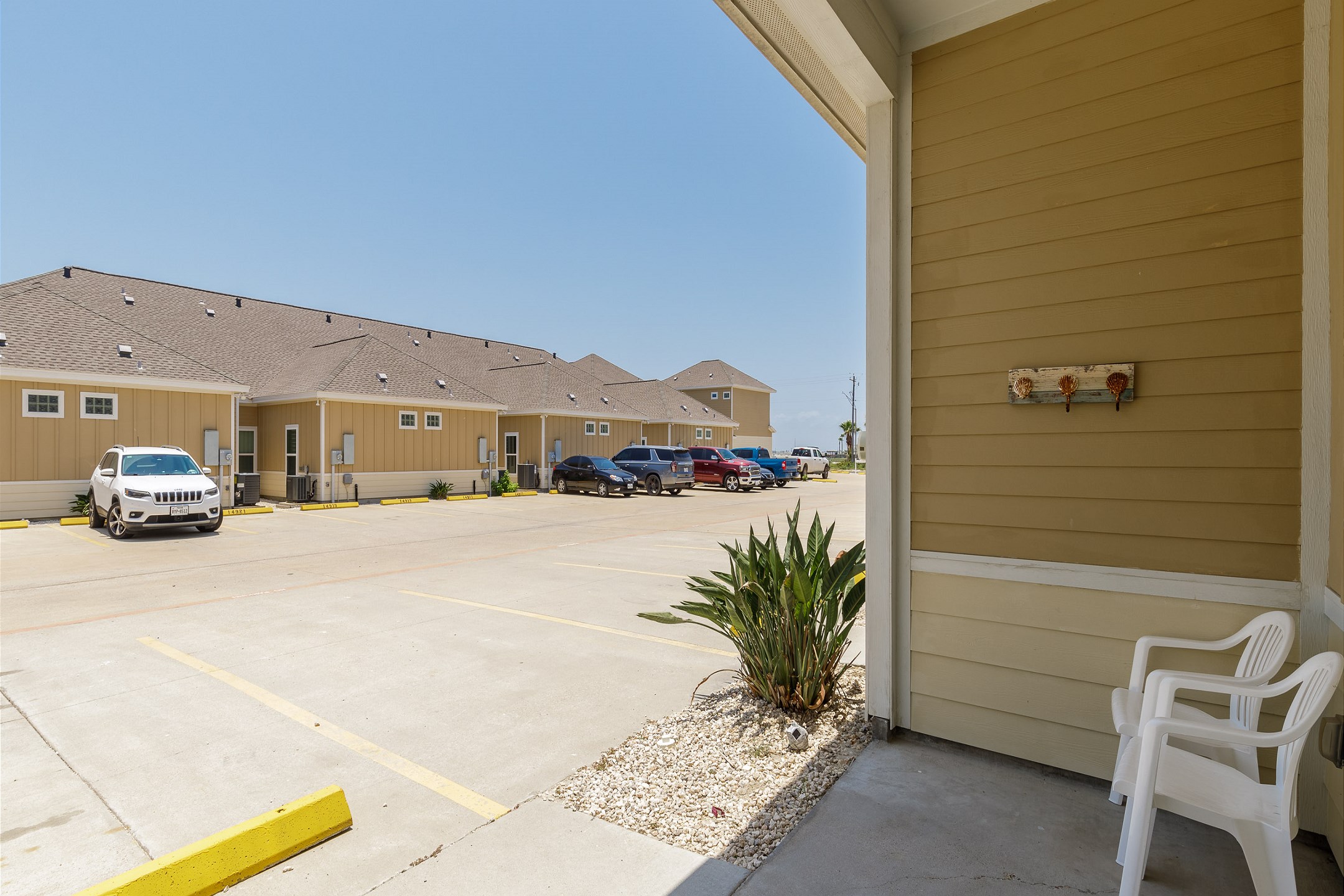 Just a short walk to the beach with access to multiple pools, plus it''s pet-friendly—this property truly has it all