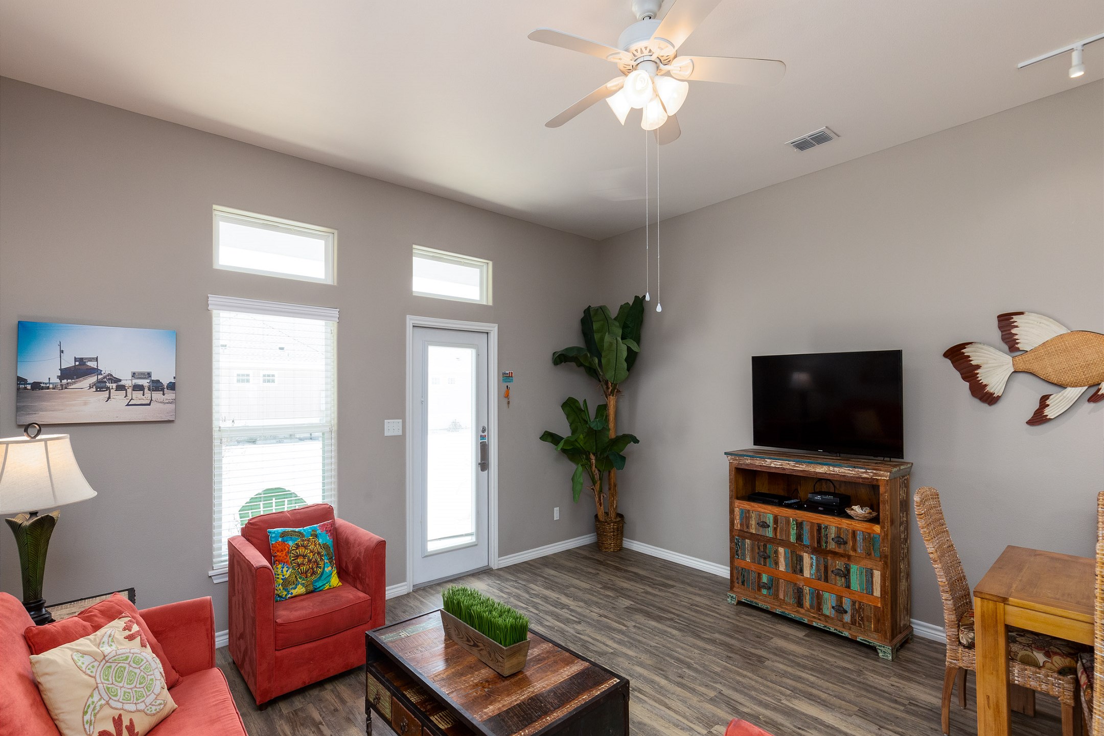 Welcome to your beach getaway in style 