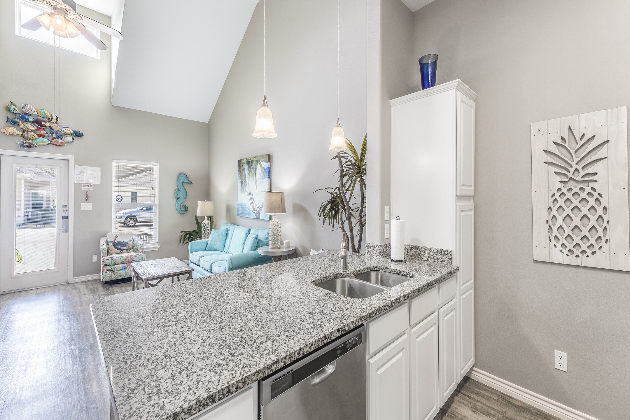 Well equipped kitchen with stainless steel appliances 