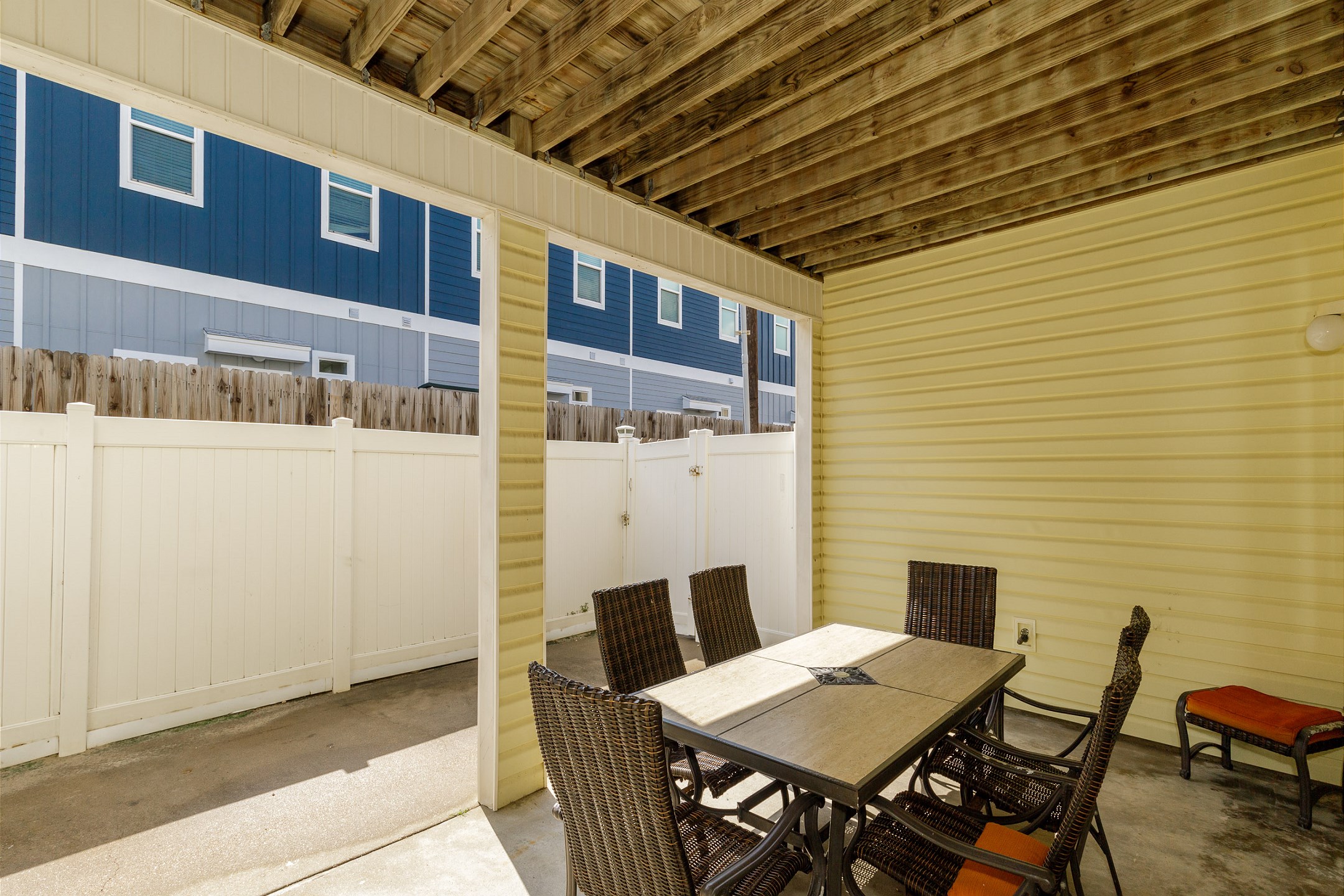 Great place to gather and share some meals outside