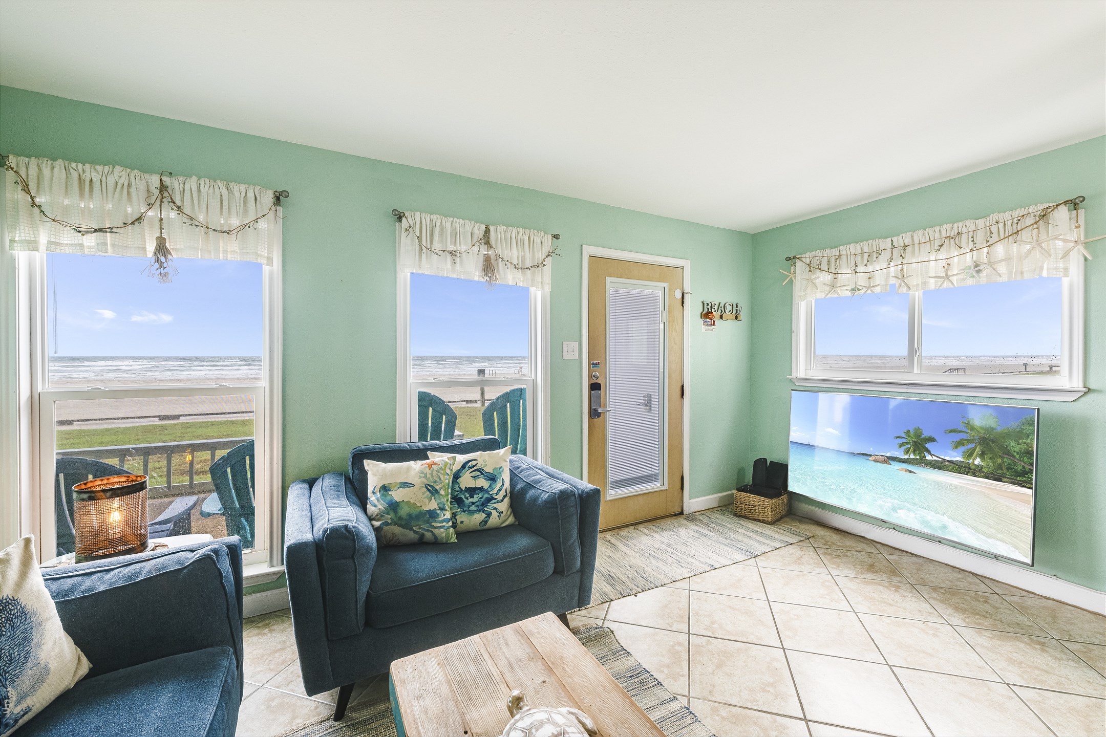 Soak in sweeping beachfront views from throughout the condo, no matter where you sit