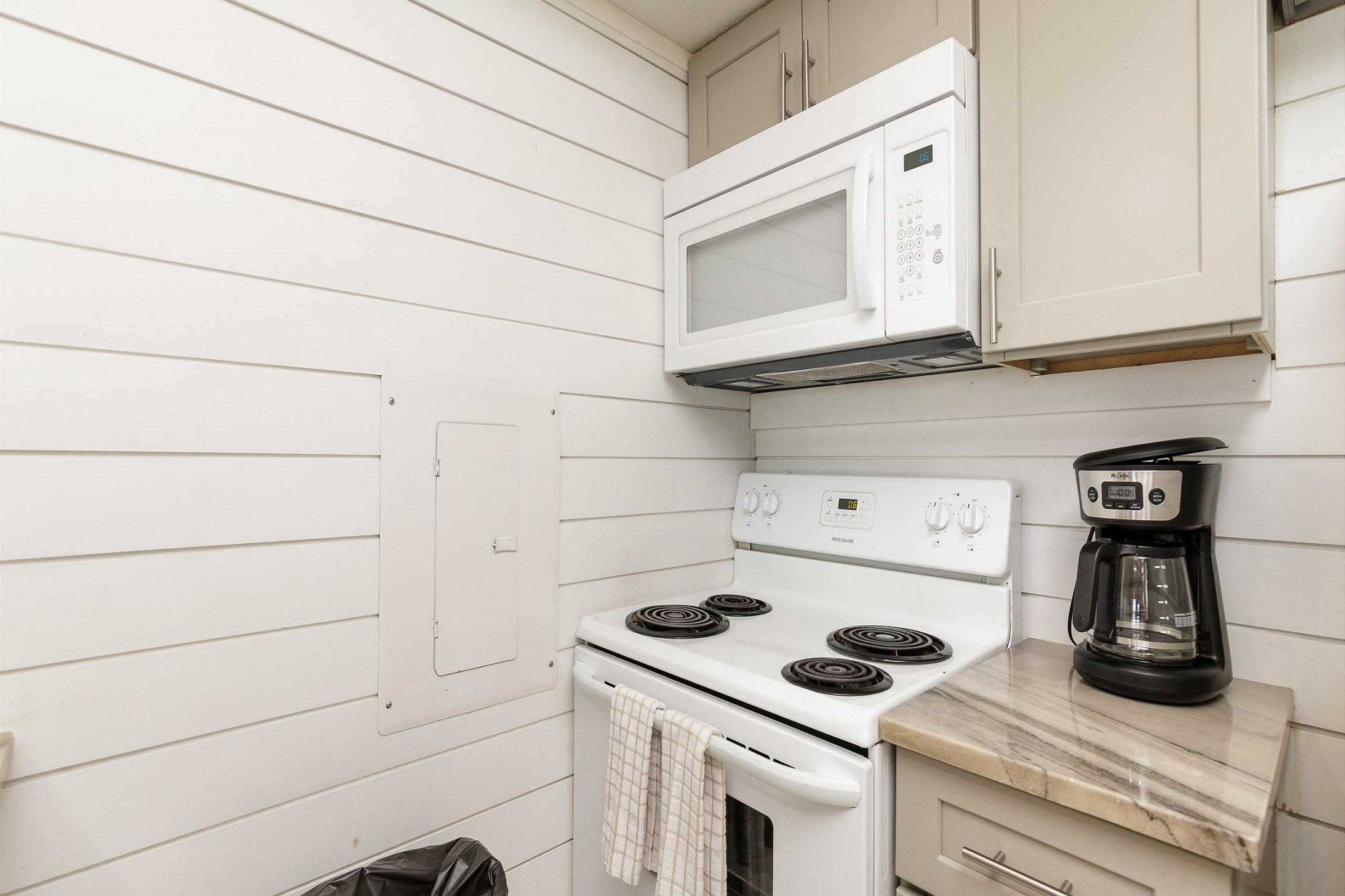 Fully equipped kitchen with coffee maker, toaster, and other essentials provided