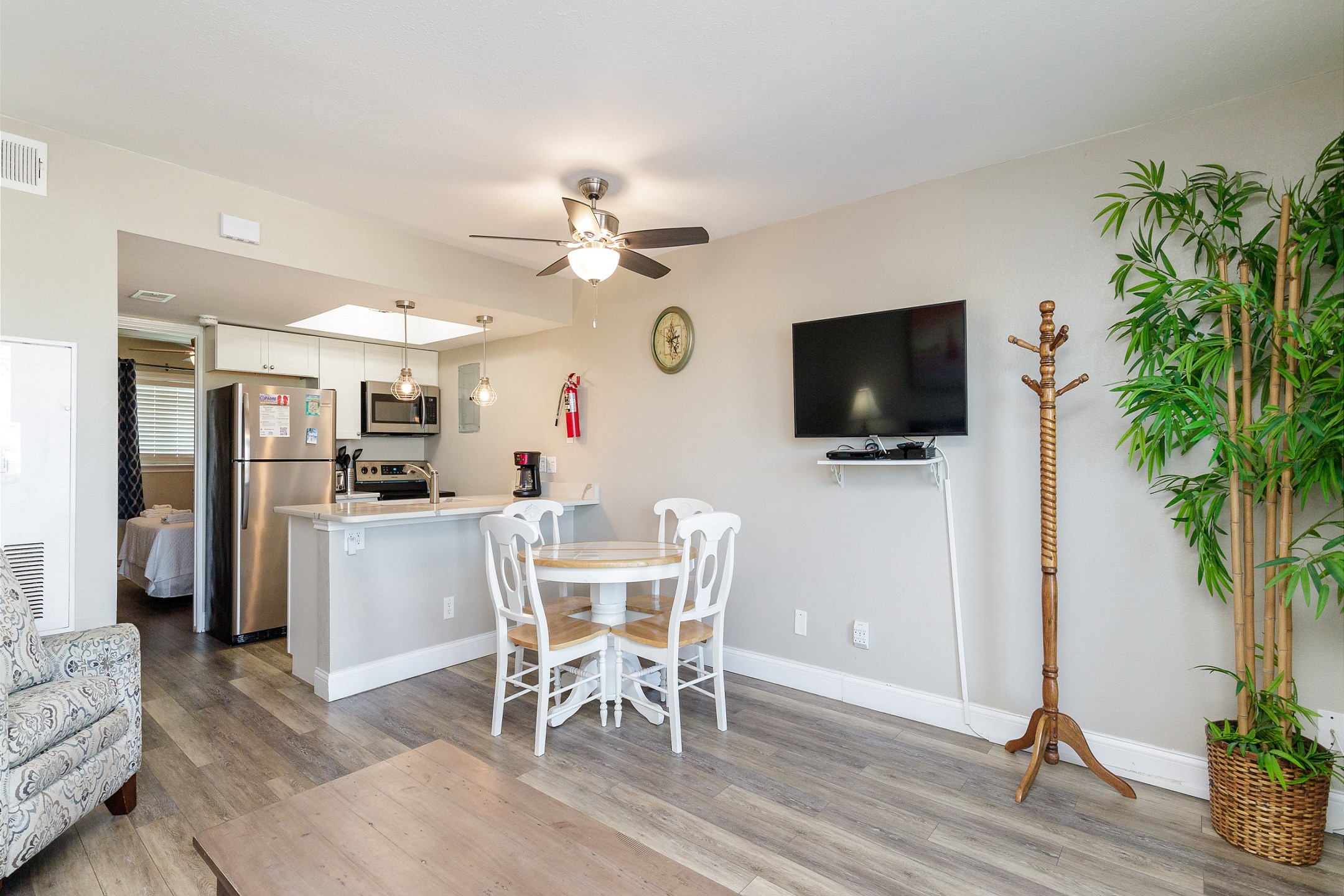 Kitchen-living-dining combo