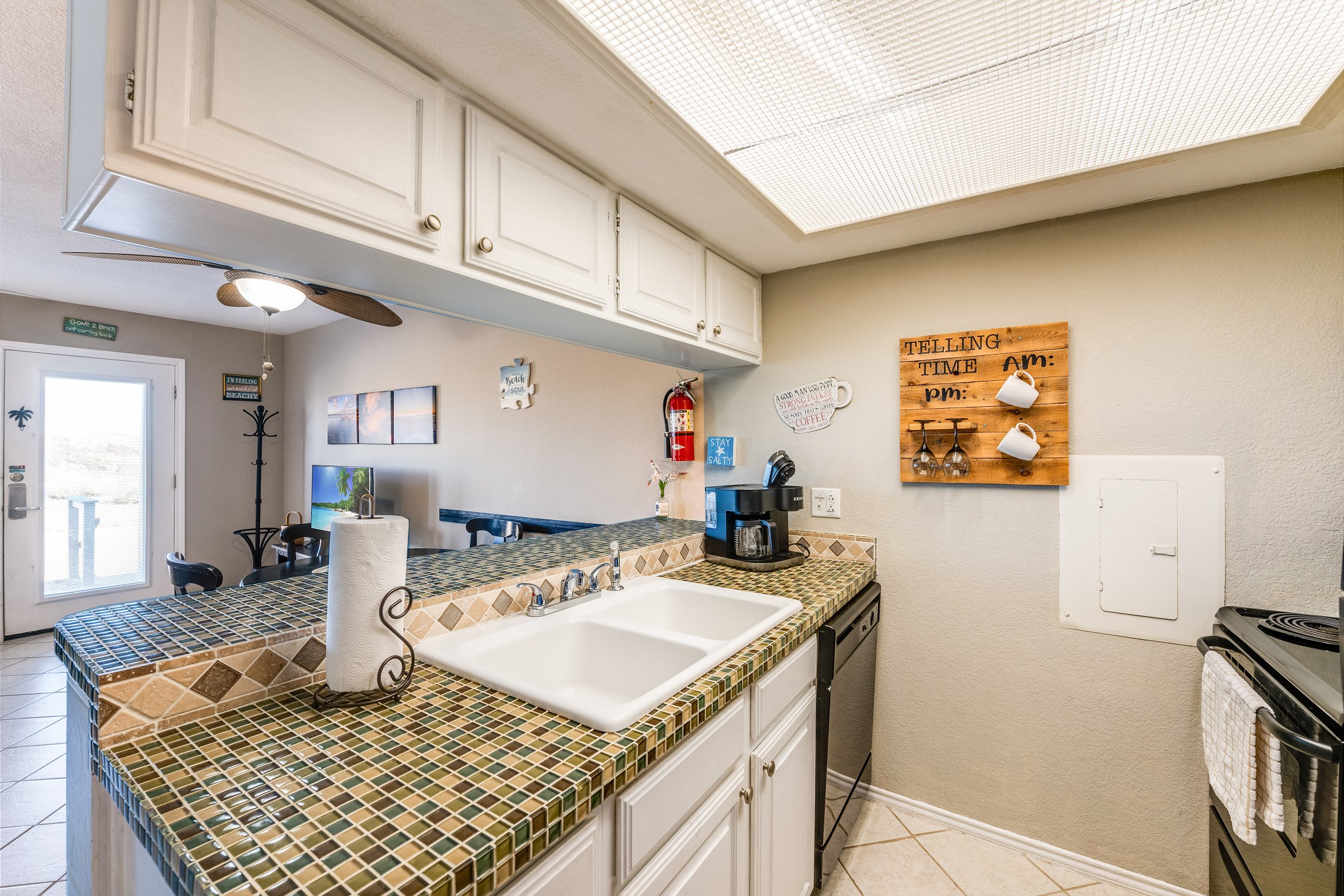 Kitchen space that looks into the living and dining room