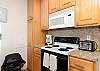 Fully equipped kitchen with 12-cup coffee maker 