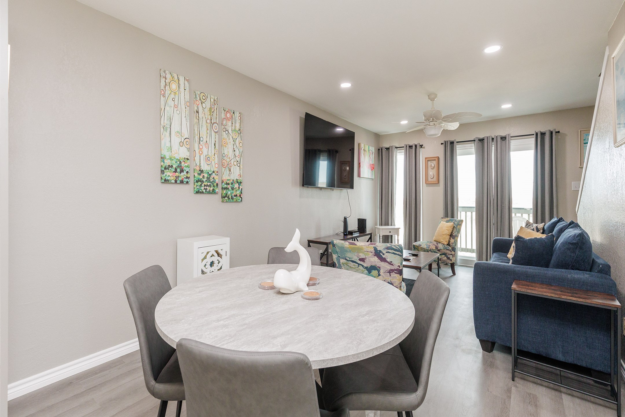 Timeless dining area with coastal charm and elegance