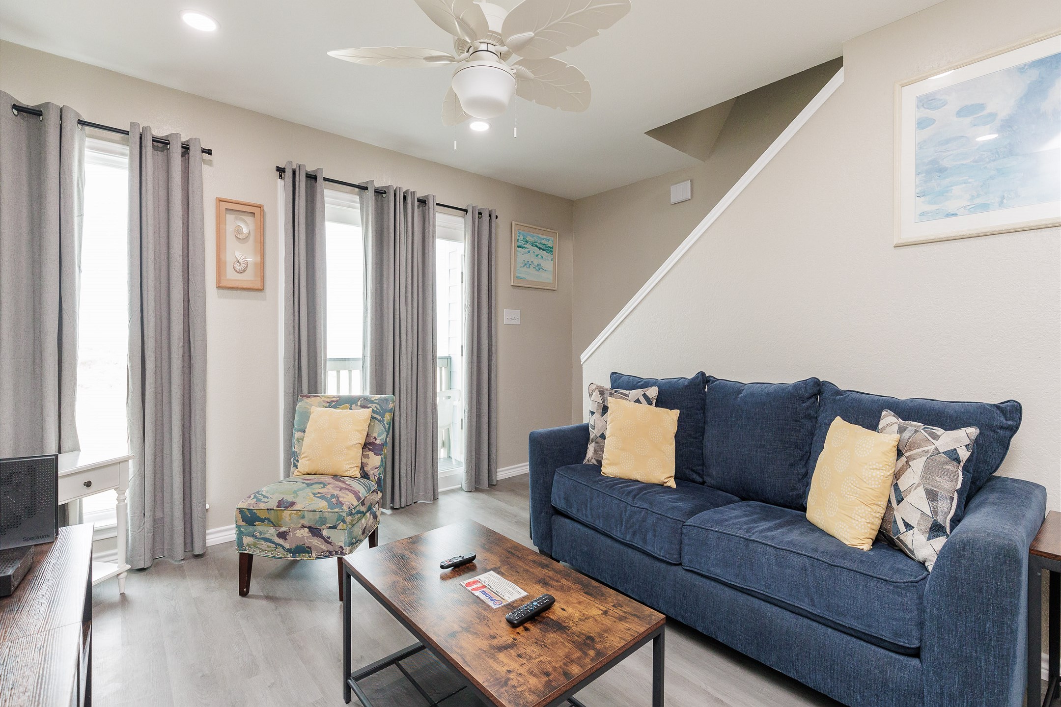 Spacious living with new comfy furnishings 