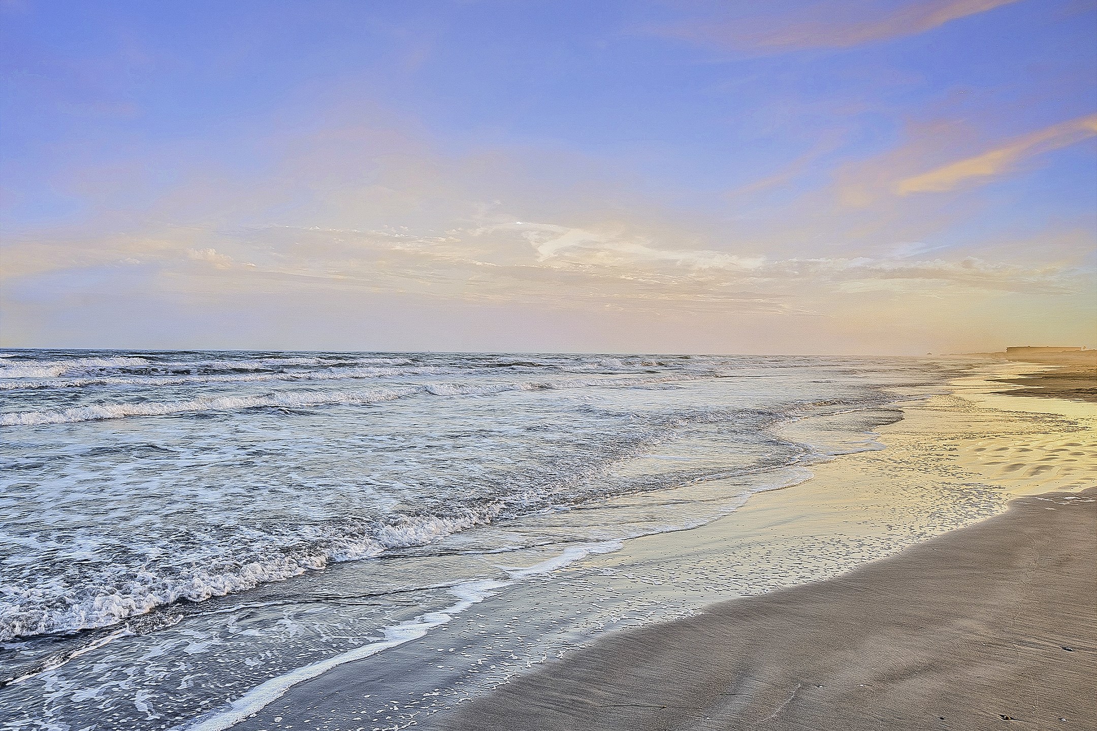 Hear the waves crashing and spend your vacation relaxing
